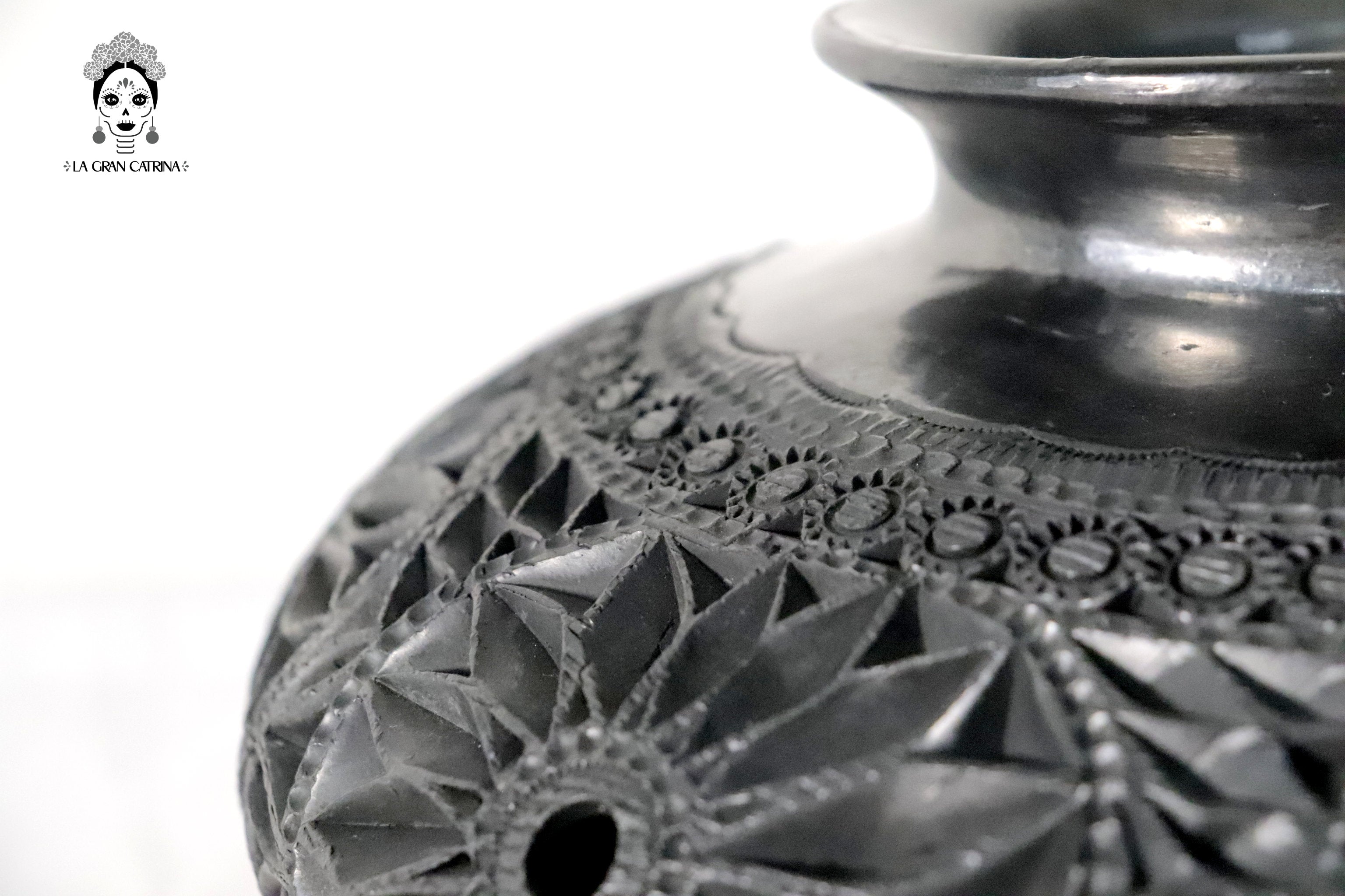 Black Clay Nigua Vase 11.8 in. Tere Oax