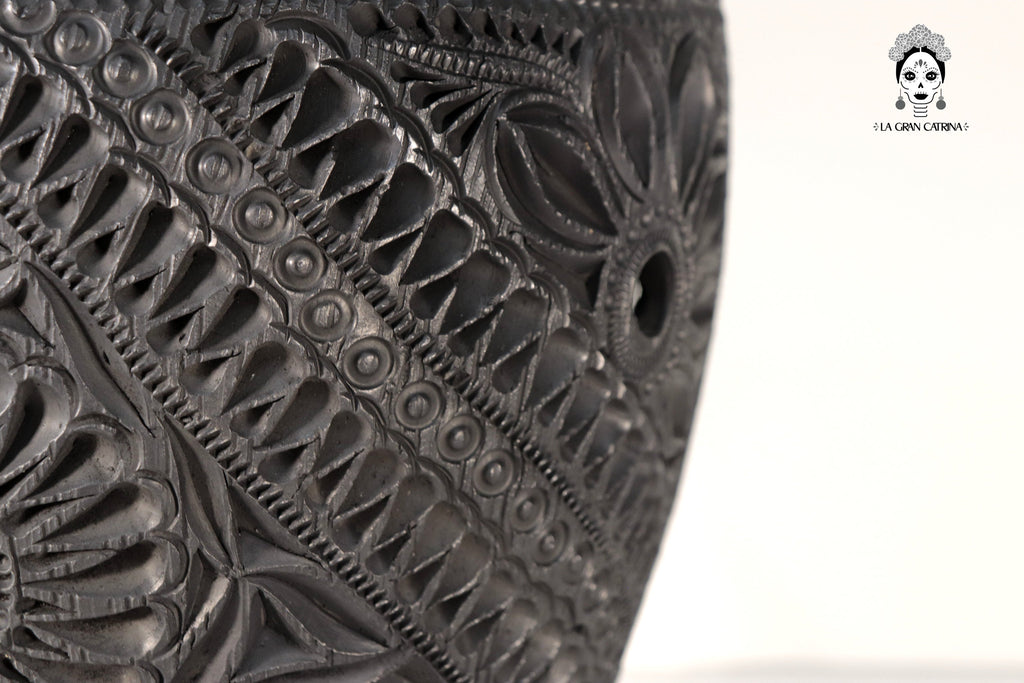 Handcrafted Black Clay Tibor Jar II 13.7 in. - in. Production Tere Oax