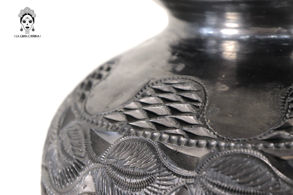 Handcrafted Black Clay Tibor Jar II 13.7 in. - in. Production Tere Oax
