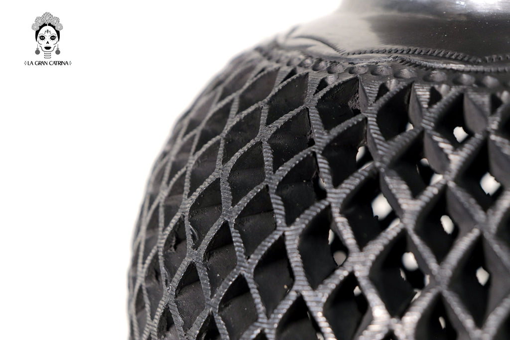 Handcrafted Black Clay Tibor Jar III 13.7 in. Tere Oax