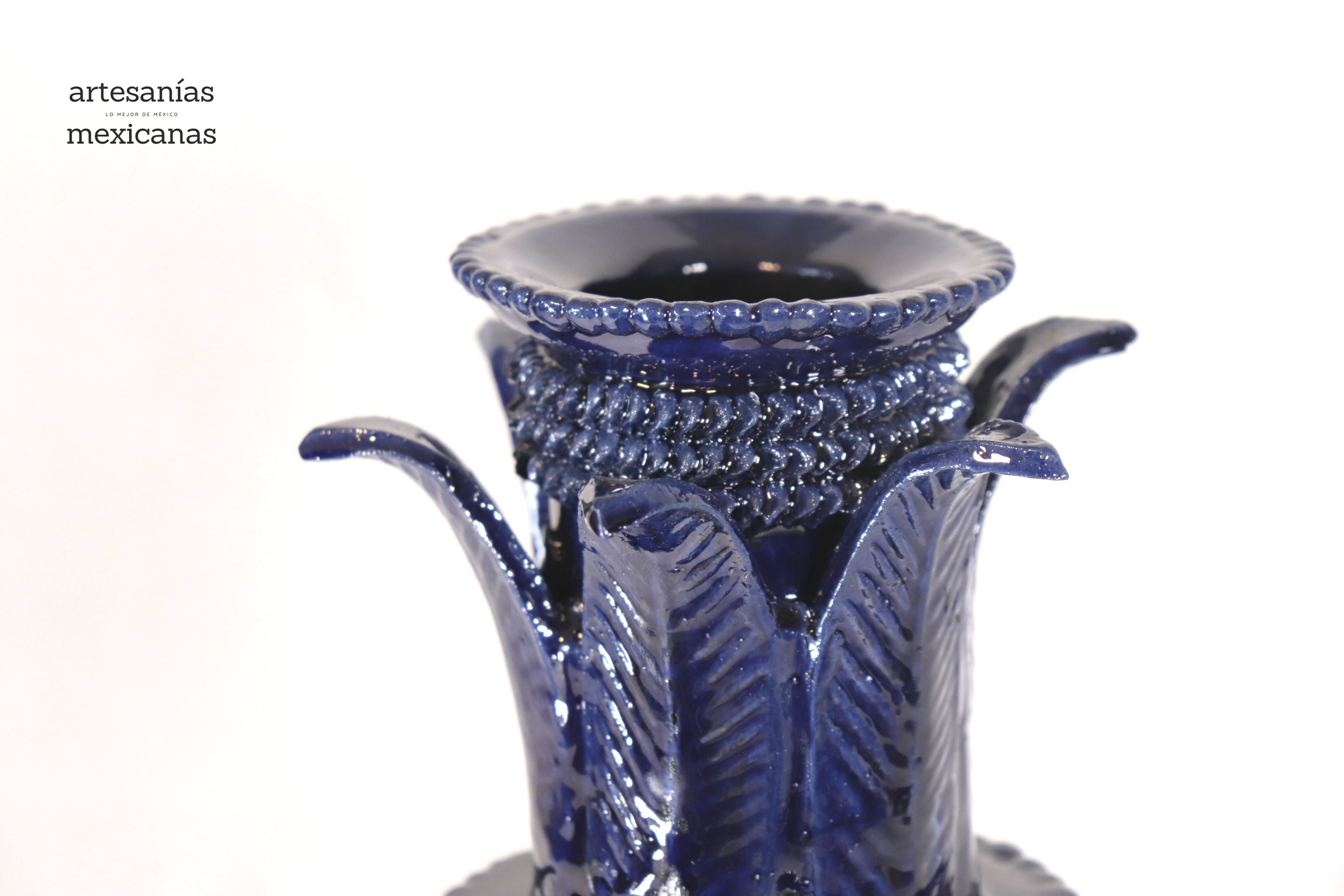 Set of 3 Candleholders Blue with leaves - Glazed Clay Juan Gtz
