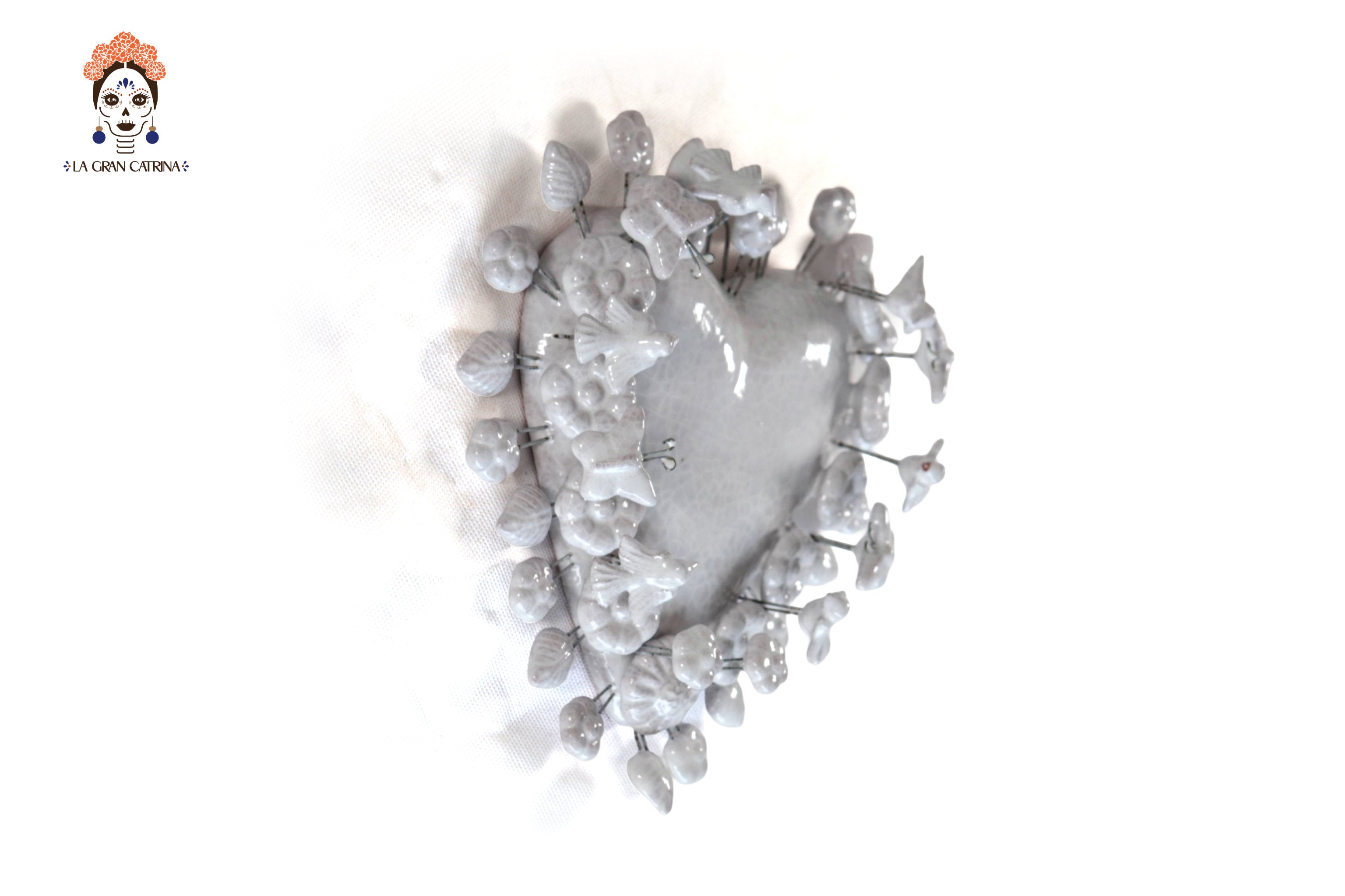 Glazed Clay Heart White with Flowers - 8.6 in. Montoya