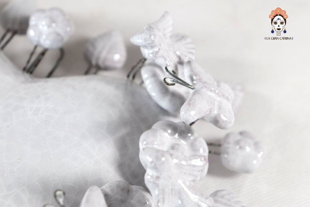 Glazed Clay Heart White with Flowers - 8.6 in. Montoya