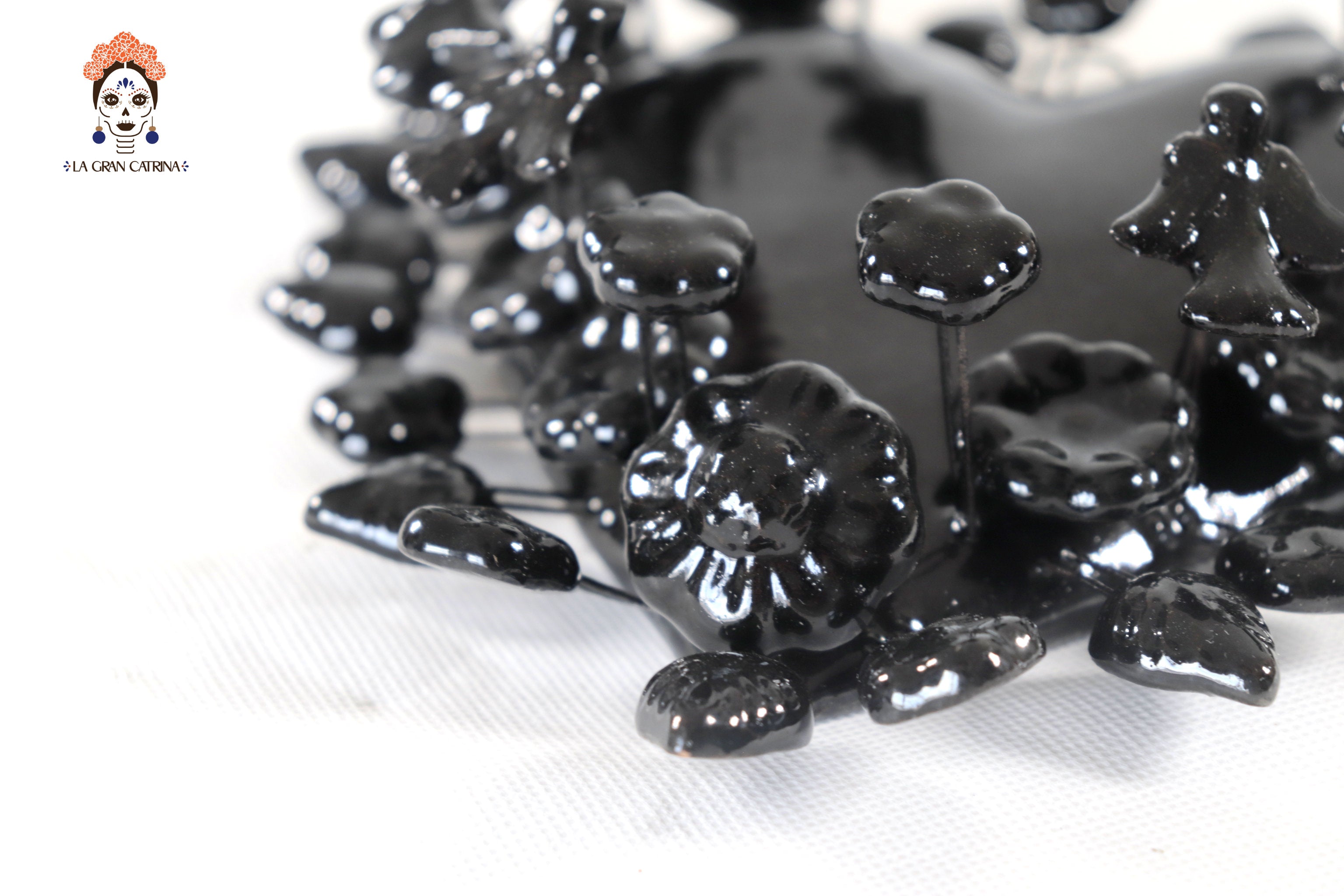 Glazed Clay Heart Black with Flowers - 8.6 in. Montoya