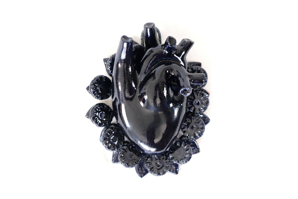Heart Black Wall small - Glazed Clay - 4.1 in. Tiru