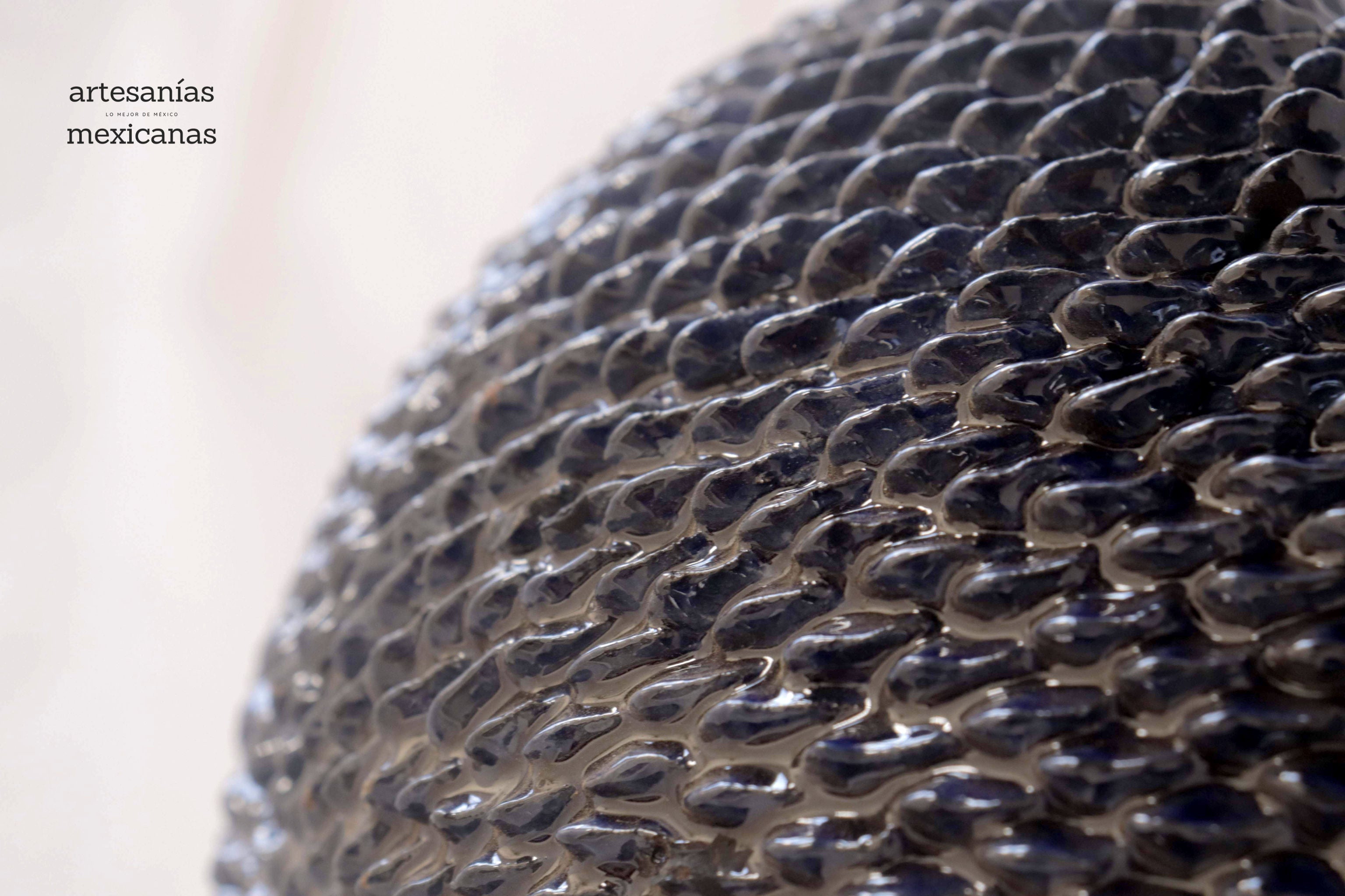 Spheres vidriadas Blue Wall - in. Production Aristeo Gtz