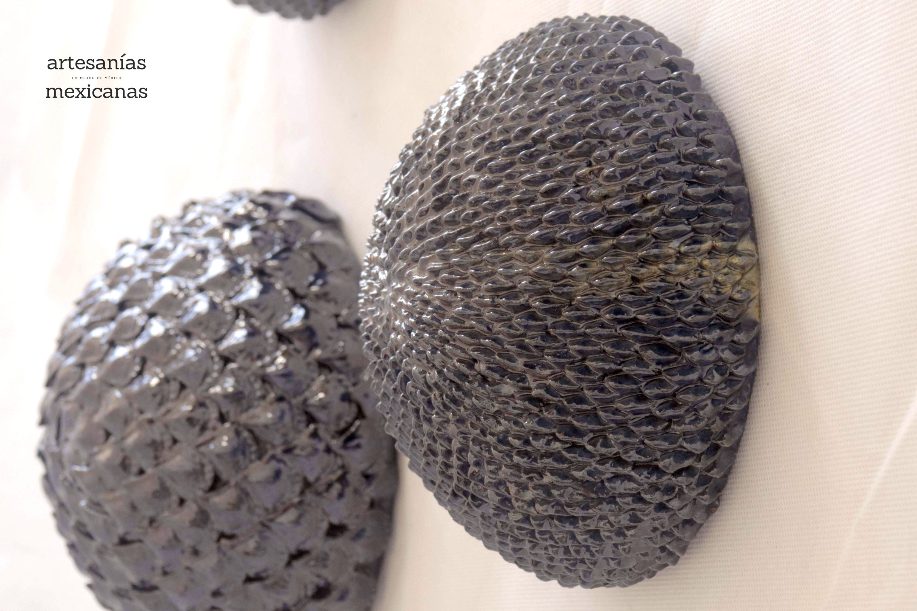 Spheres vidriadas Blue Wall - in. Production Aristeo Gtz