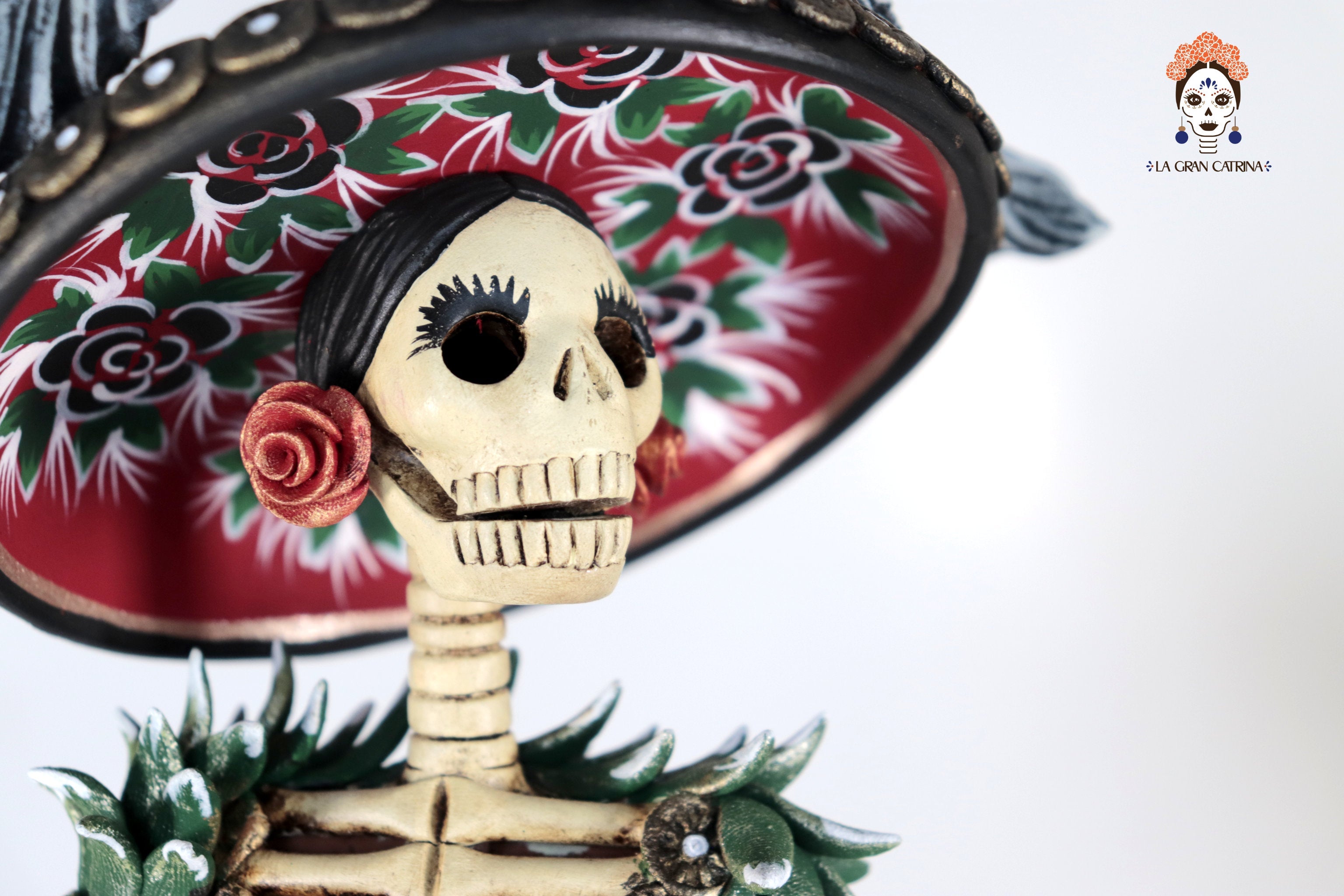 La Frida with la serpiente of vestido red - 18 in. Adan