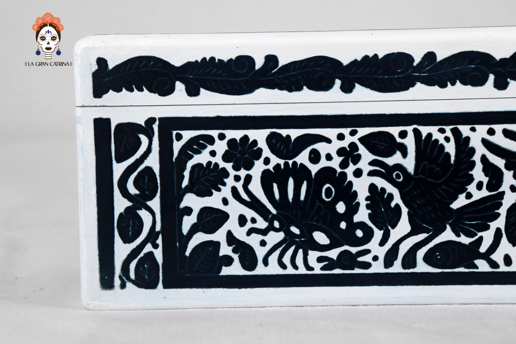 White Olinalá Handcrafted Box with Traditional Fauna and Flowera - 12.9 in. Olinala
