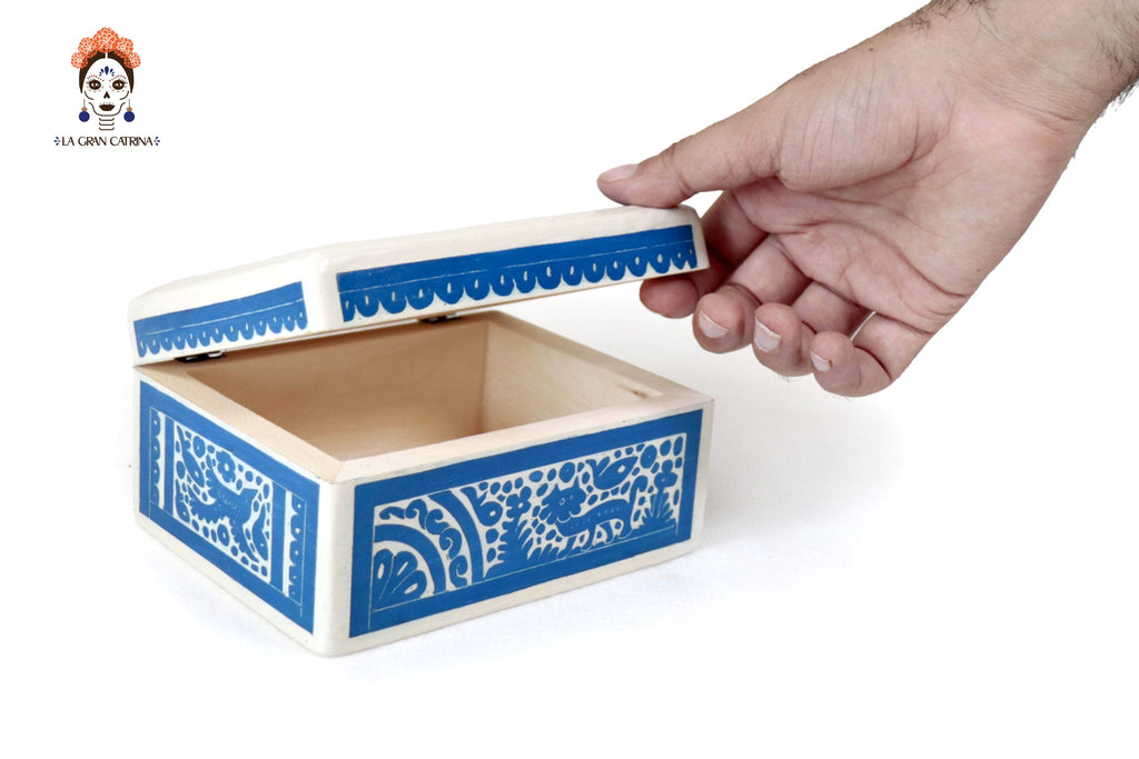 Small White Olinalá Handcrafted Box - 5.7 in. Olinala