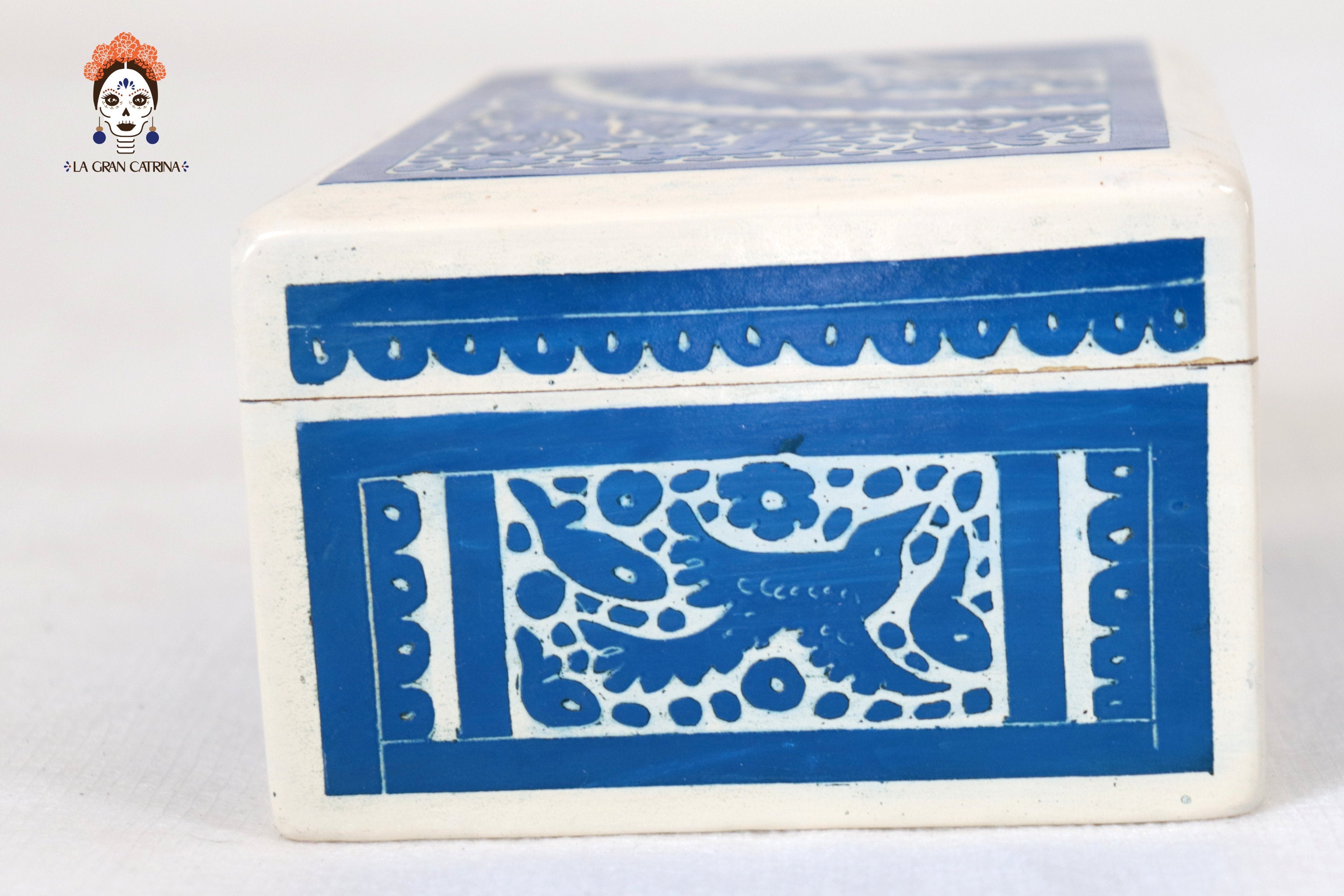 Small White Olinalá Handcrafted Box - 5.7 in. Olinala