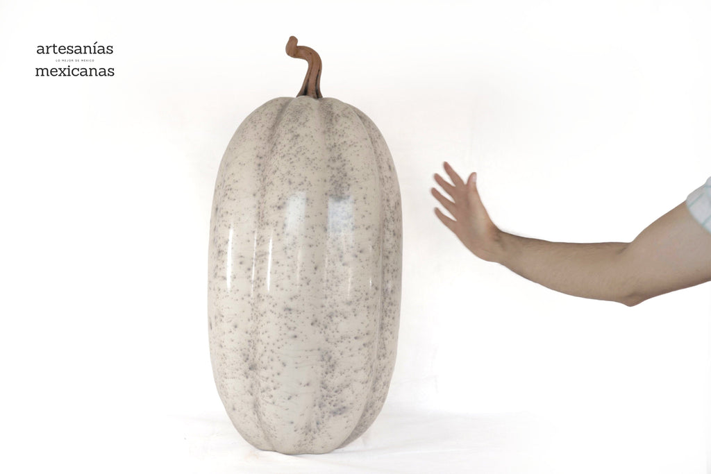 Pumpkin white large Clay - 26.3 in. Trejo