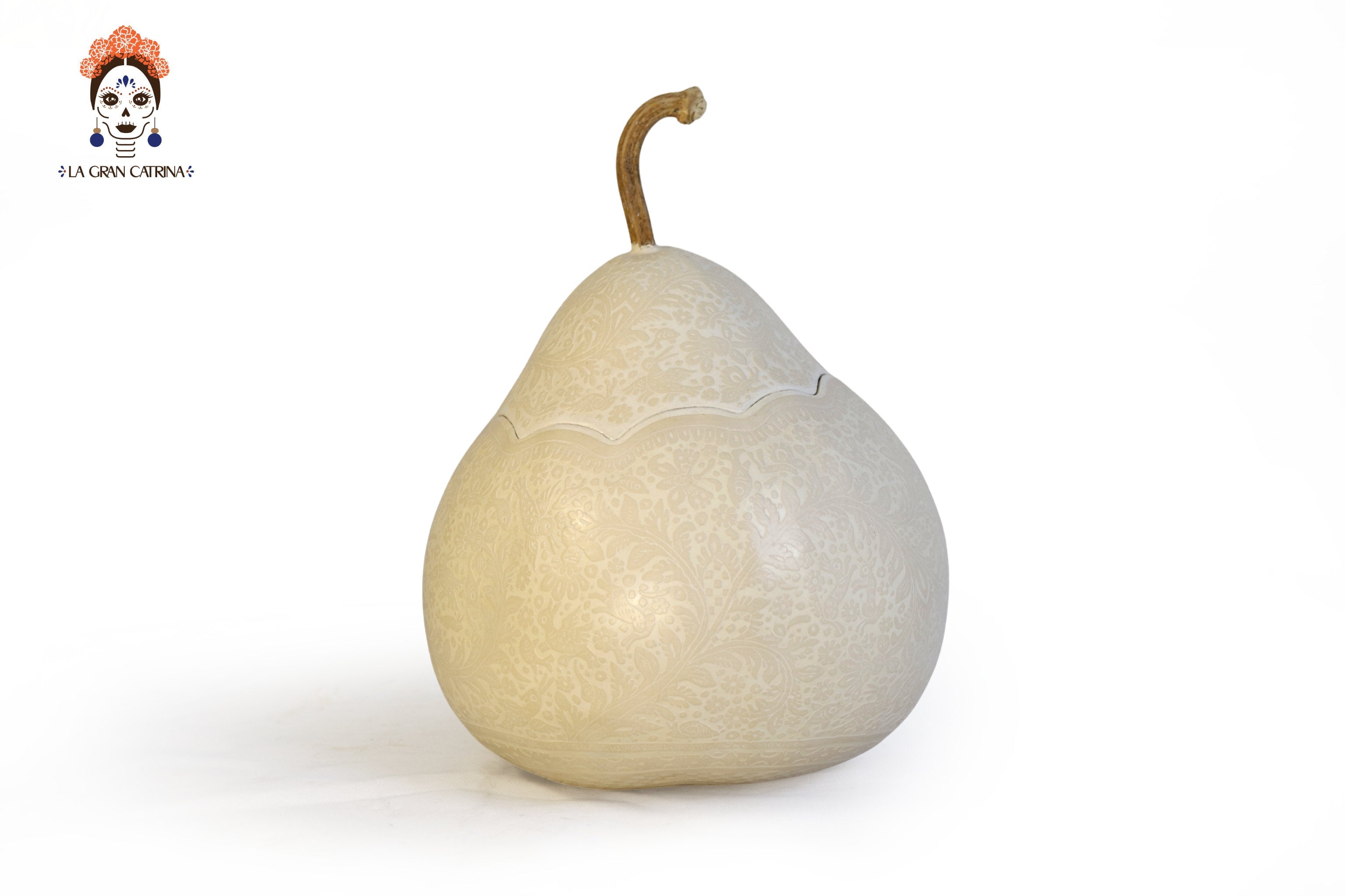 Large white artisan gourd, lacquered and sgraffito-etched, Olinalá Guerrero handmade decor