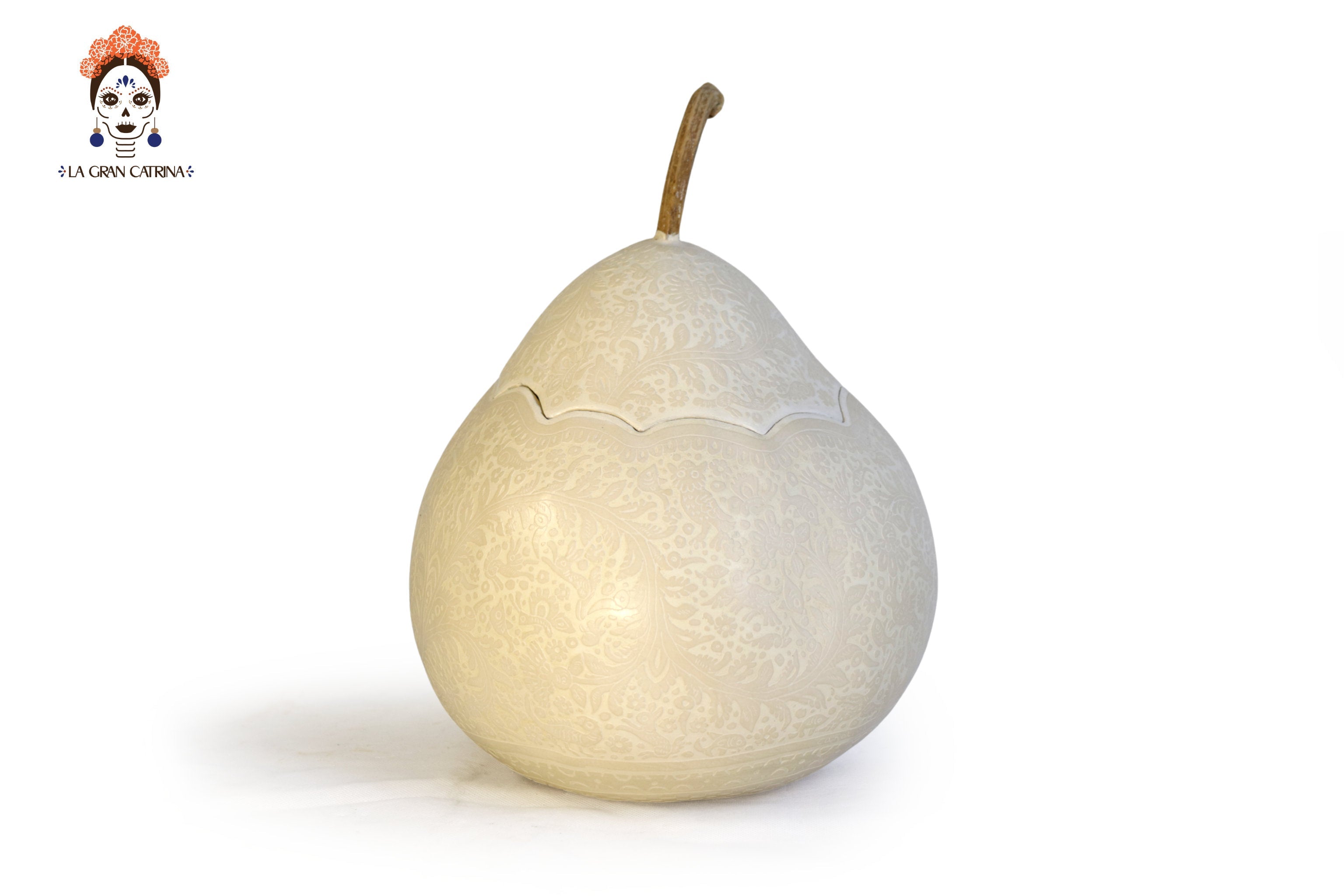 Large white artisan gourd, lacquered and sgraffito-etched, Olinalá Guerrero handmade decor