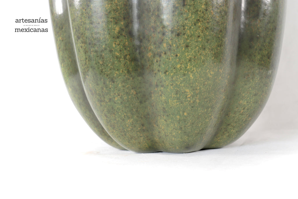 Pumpkin green large Clay - 26.3 in. Trejo