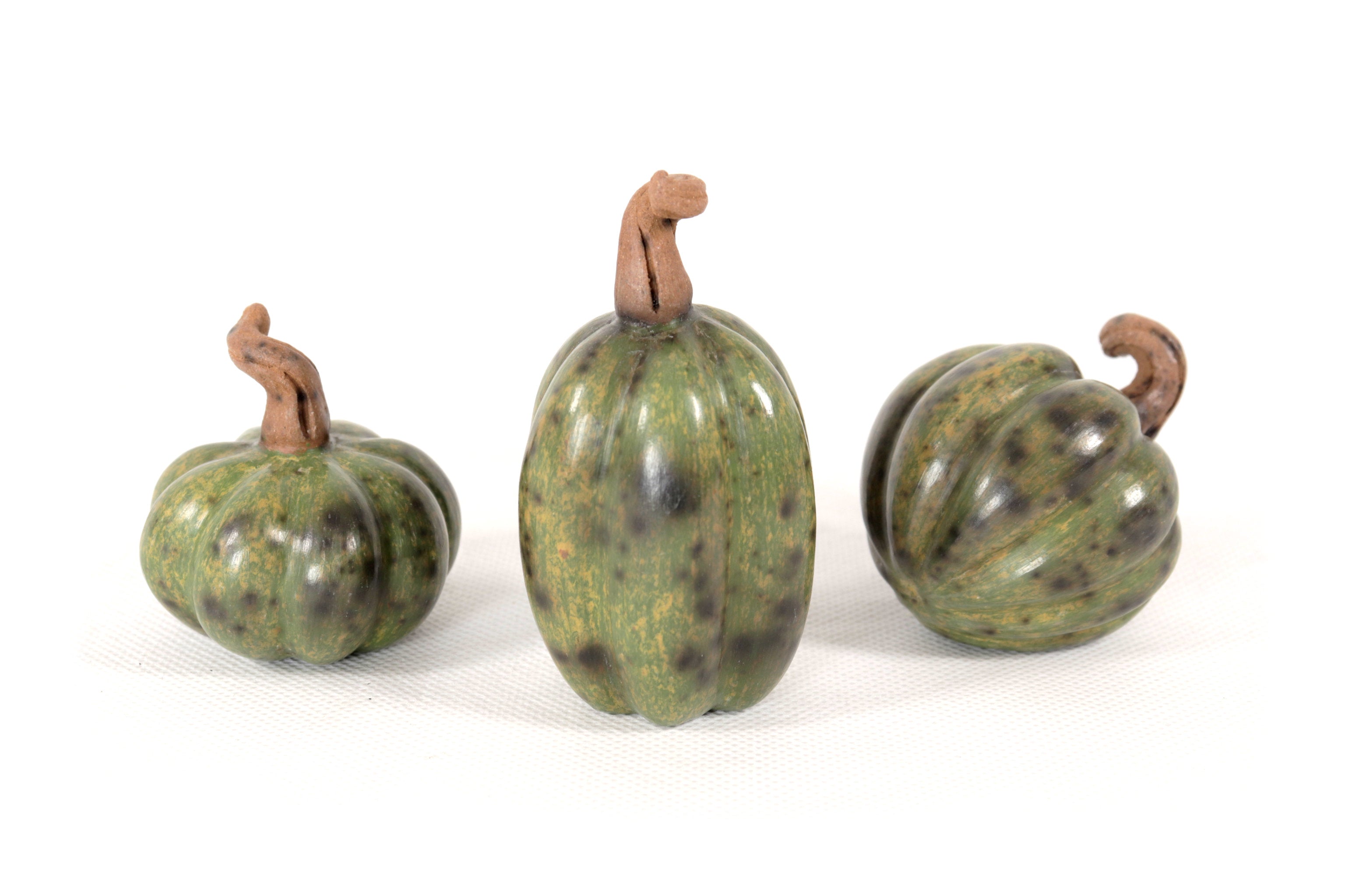 Set of 3 Pumpkins Green miniature Trejo