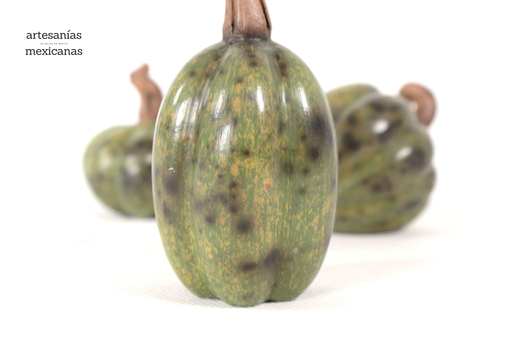 Set of 3 Pumpkins Green miniature Trejo