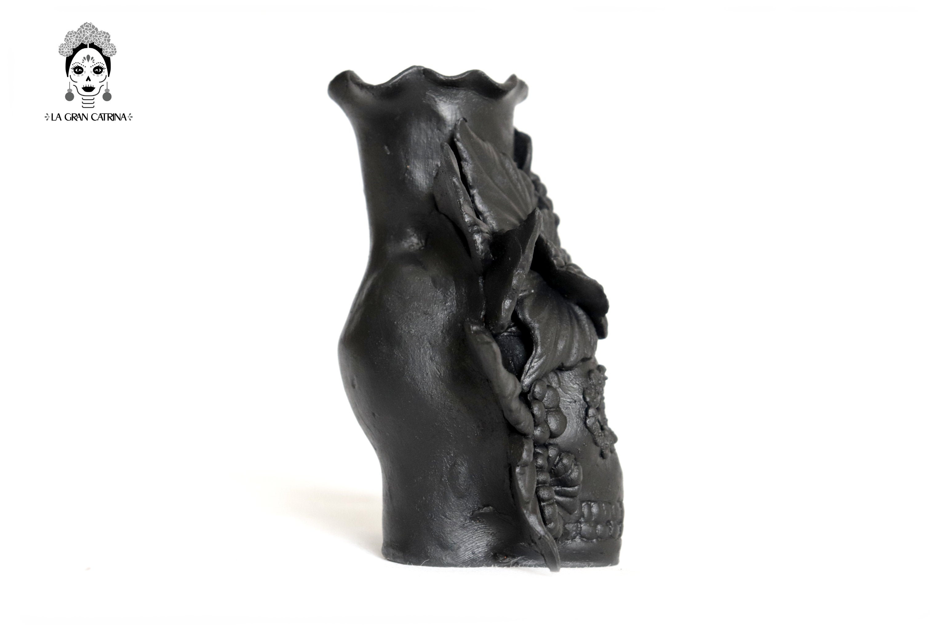 Set 3 Skulls Blacks with Flowers Clay 5.7 in. Brenda Capula