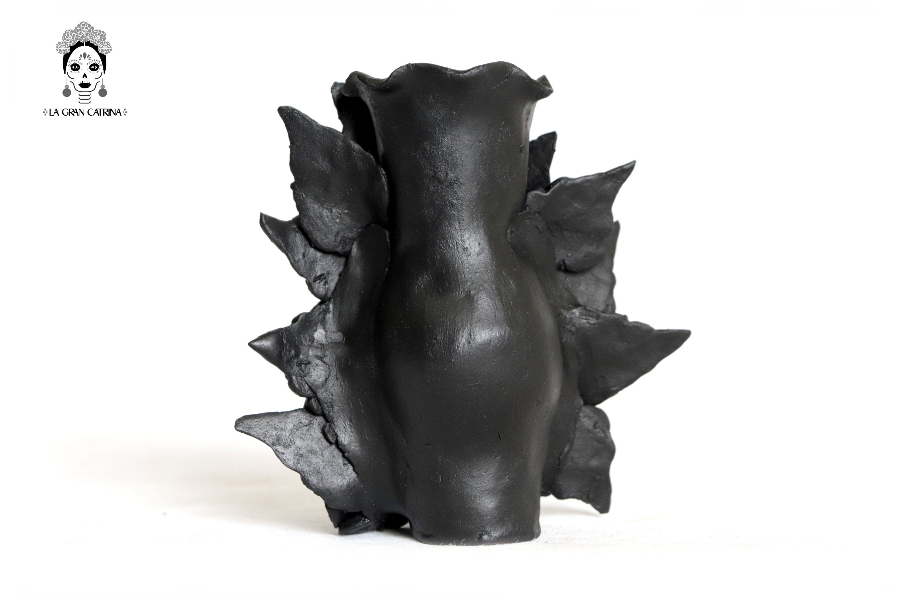 Set 3 Skulls Blacks with Flowers Clay 5.7 in. Brenda Capula