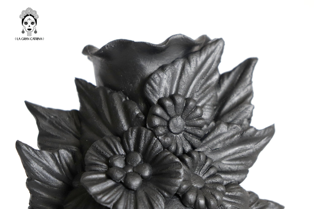 Set 3 Skulls Blacks with Flowers Clay 5.7 in. Brenda Capula