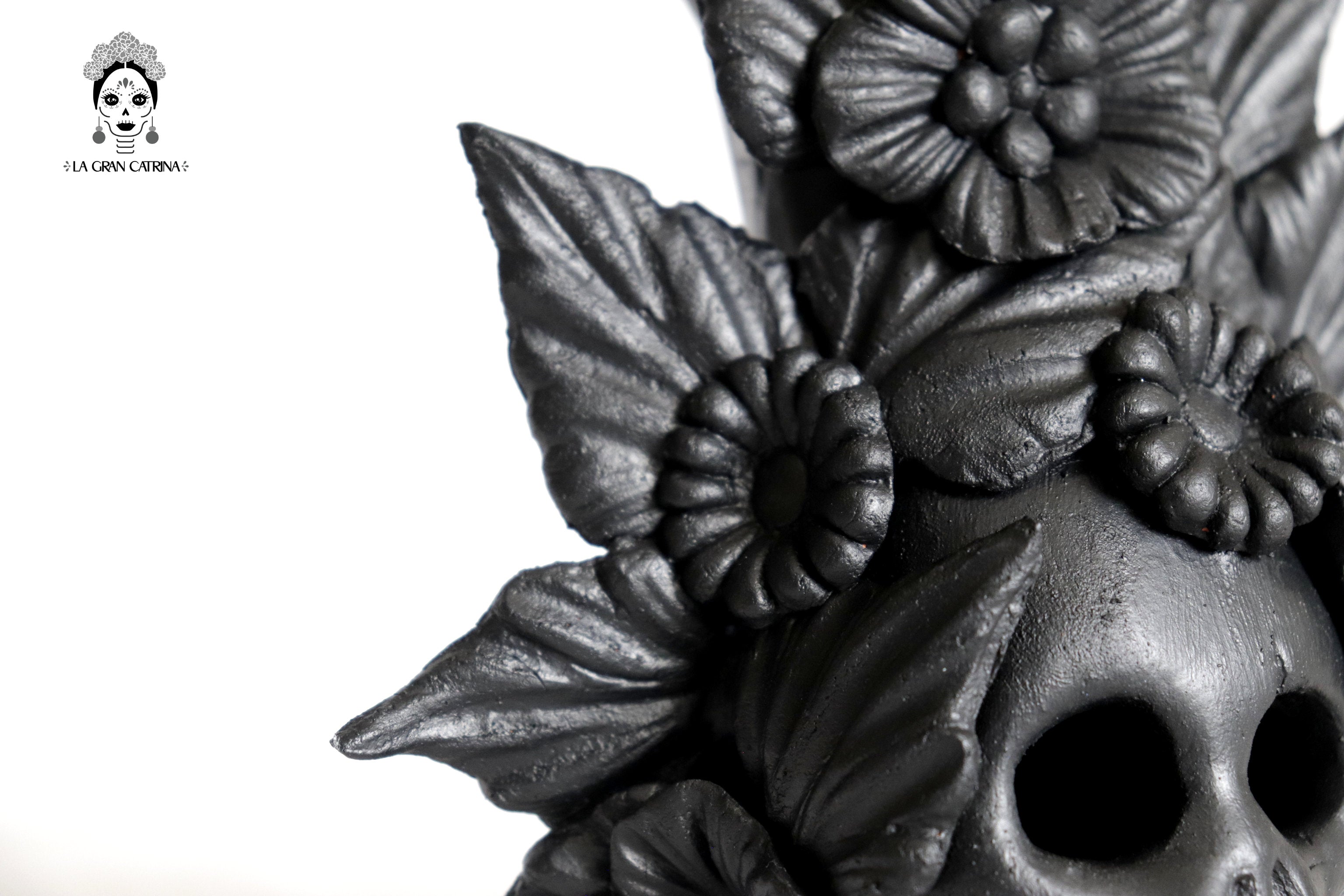 Set 3 Skulls Blacks with Flowers Clay 5.7 in. Brenda Capula