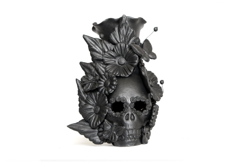 Set 3 Skulls Blacks with Flowers Clay 5.7 in. Brenda Capula