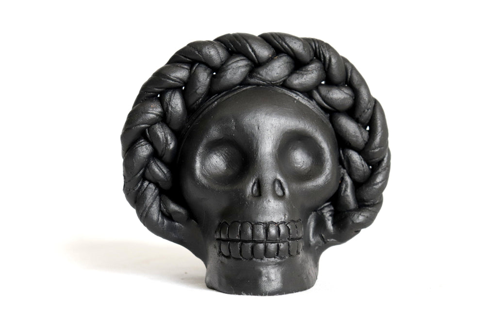 Set 3 Skulls Blacks with Trenza Clay 6.3 in. Brenda Capula