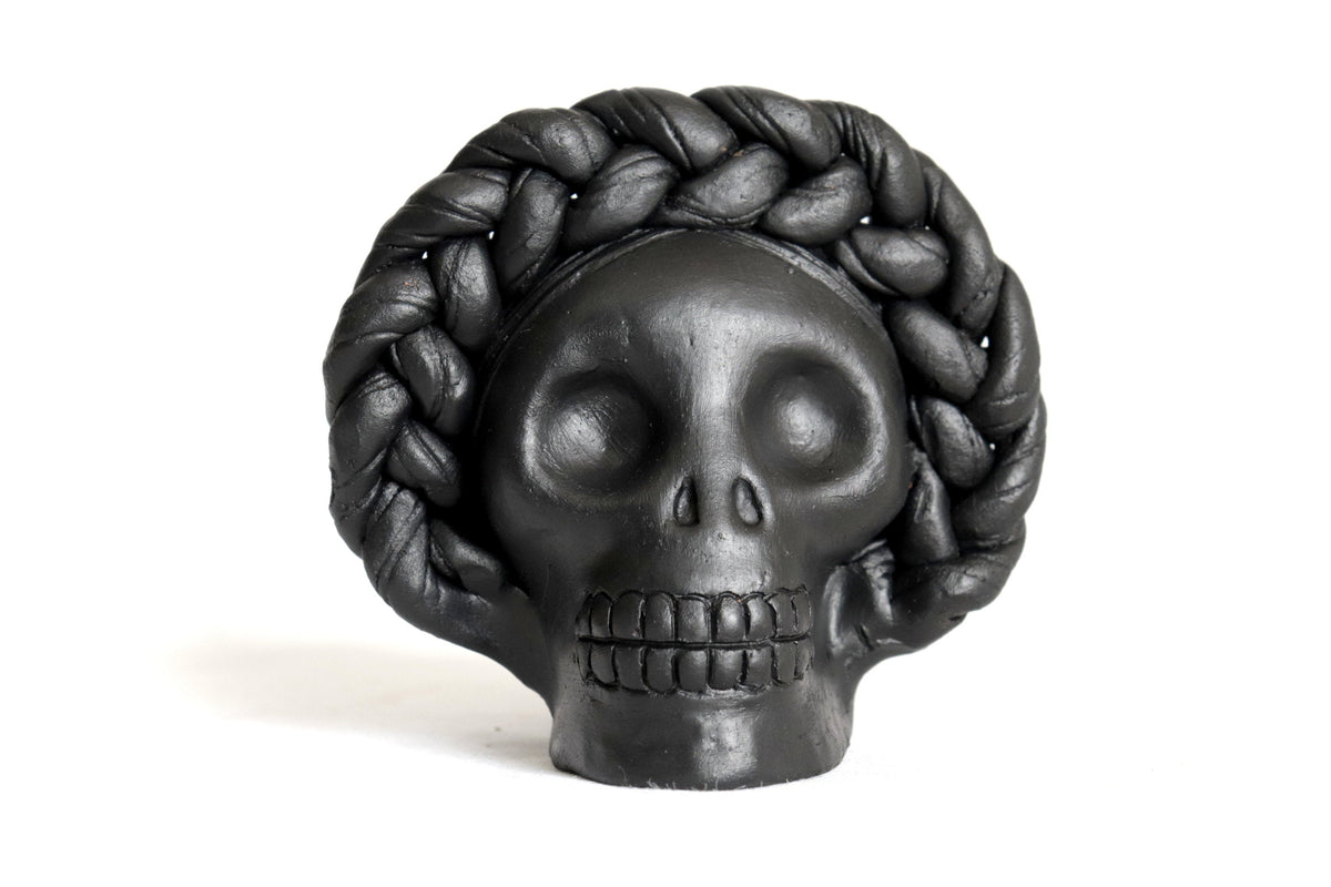 Set 3 Skulls Blacks with Trenza Clay 6.3 in. Brenda Capula