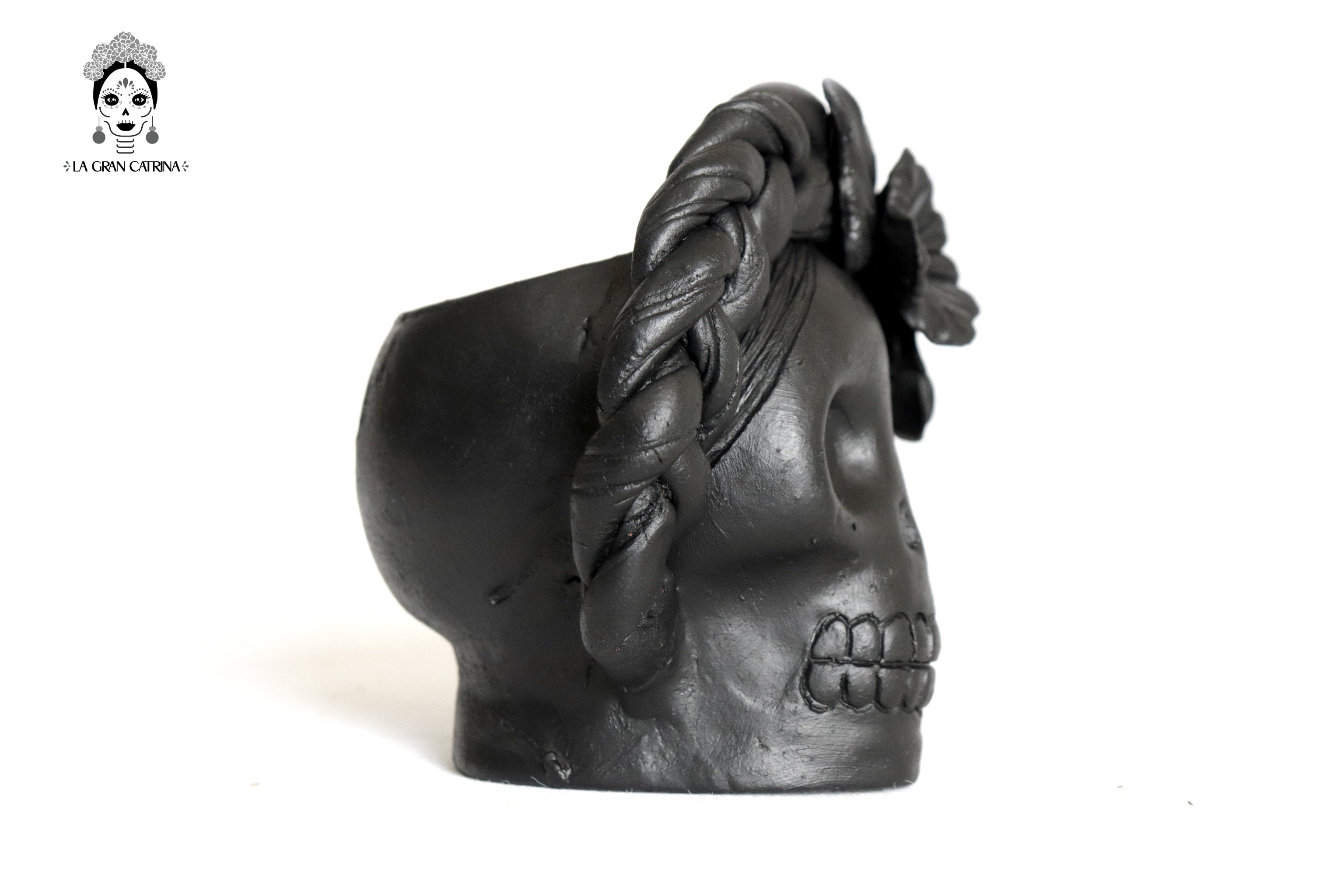 Set 3 Skulls Blacks with Trenza Clay 6.3 in. Brenda Capula