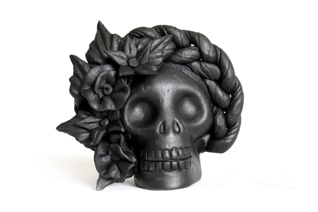 Set 3 Skulls Blacks with Trenza Clay 6.3 in. Brenda Capula