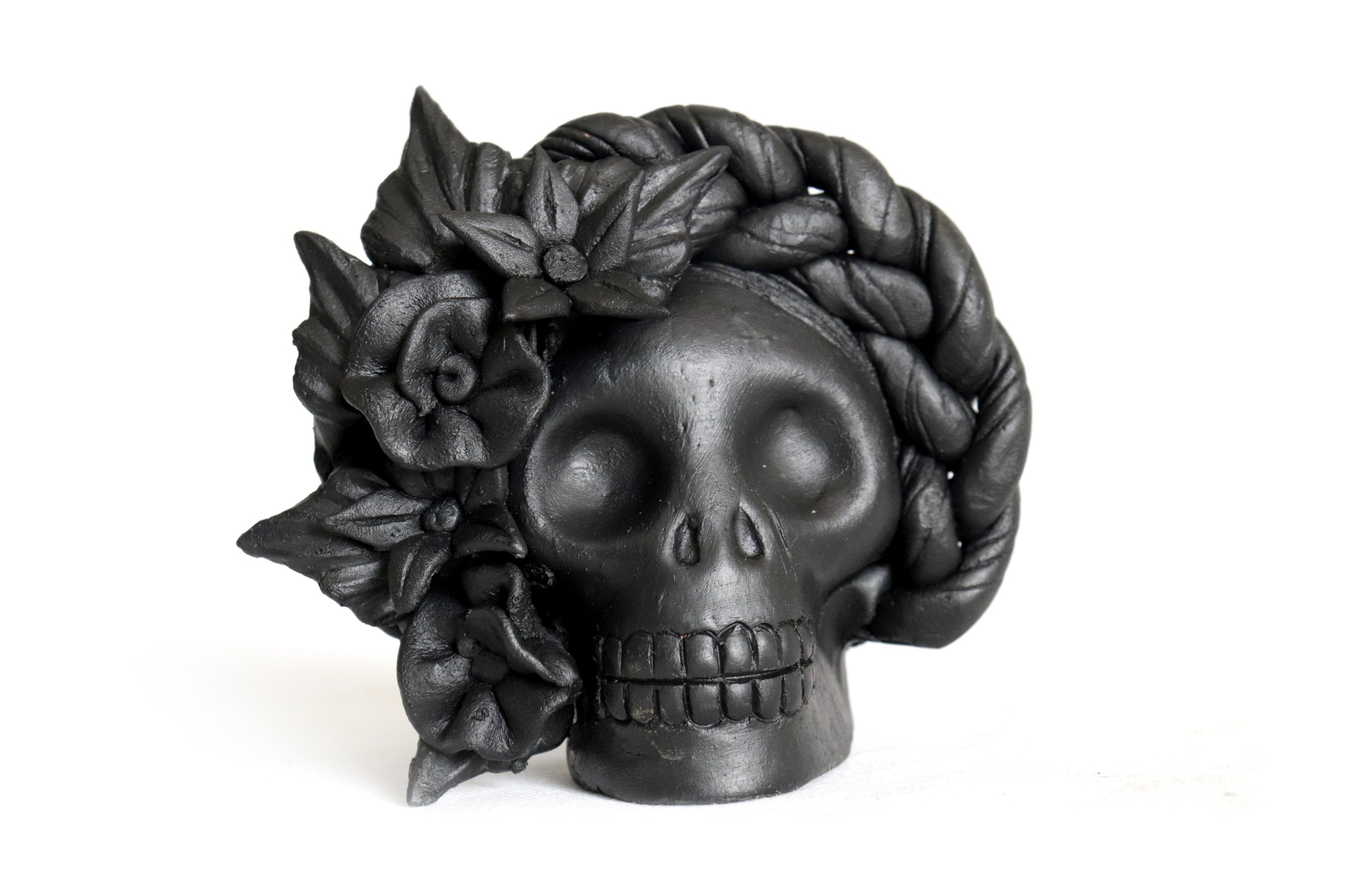Set 3 Skulls Blacks with Trenza Clay 6.3 in. Brenda Capula