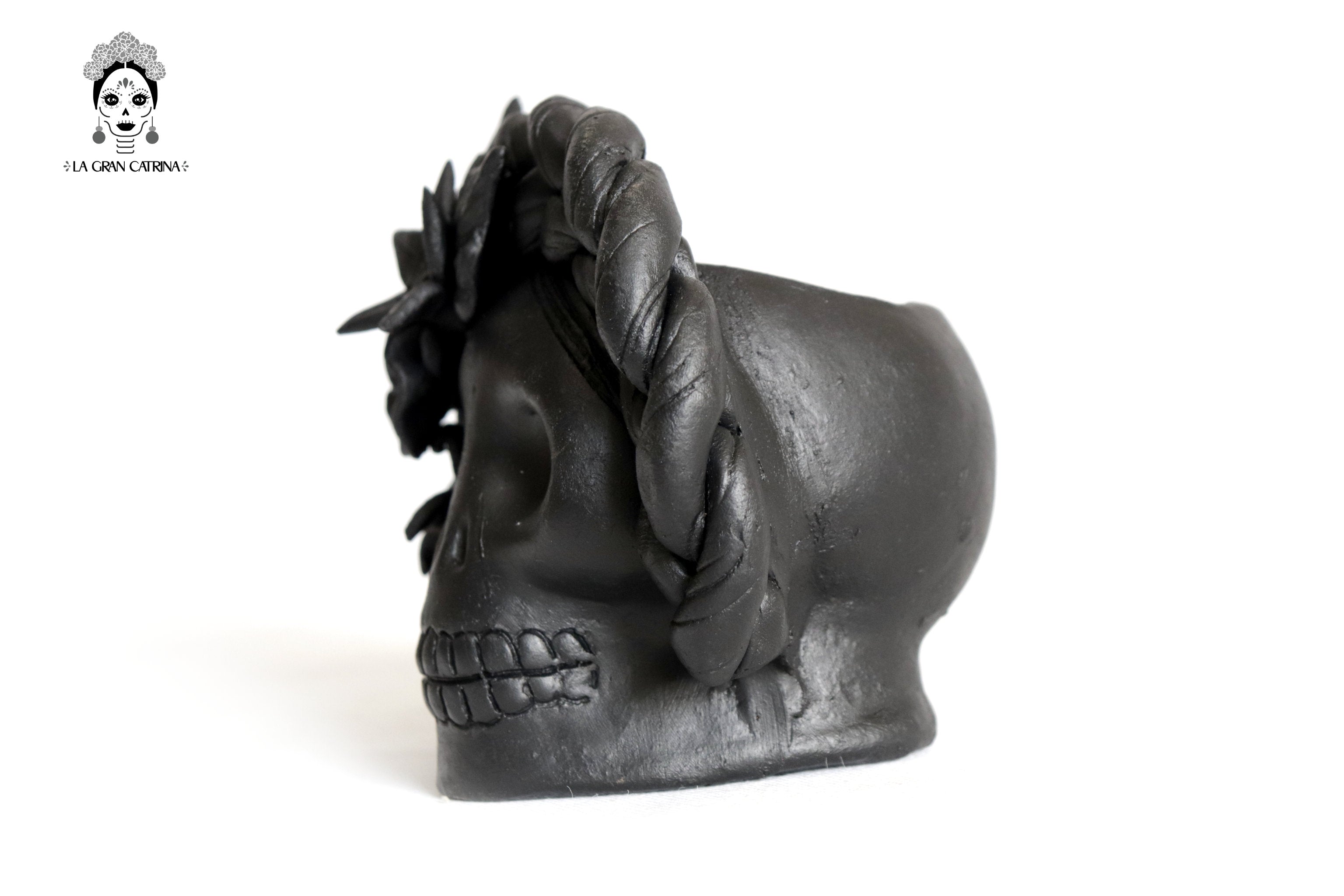 Set 3 Skulls Blacks with Trenza Clay 6.3 in. Brenda Capula