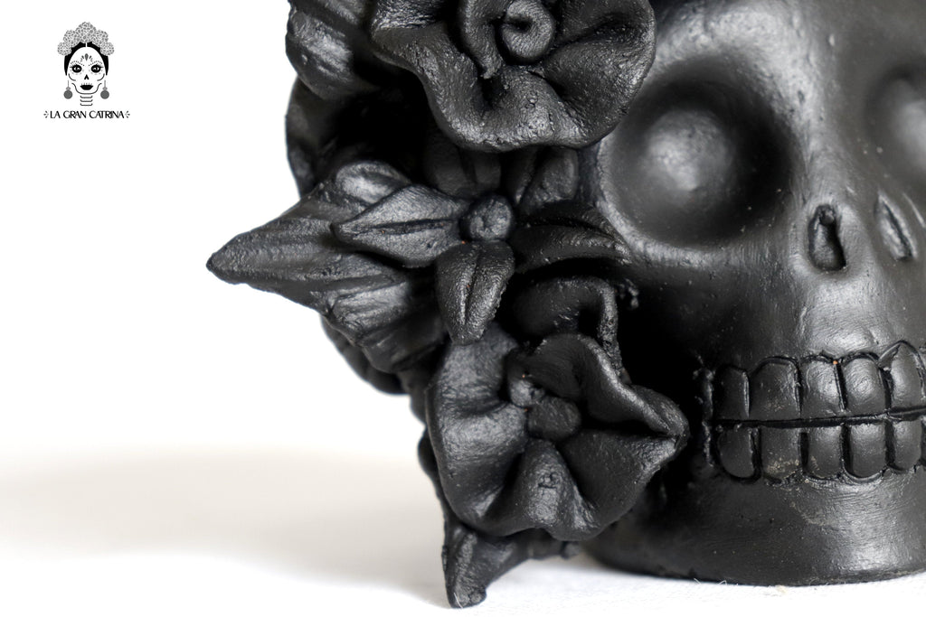 Set 3 Skulls Blacks with Trenza Clay 6.3 in. Brenda Capula