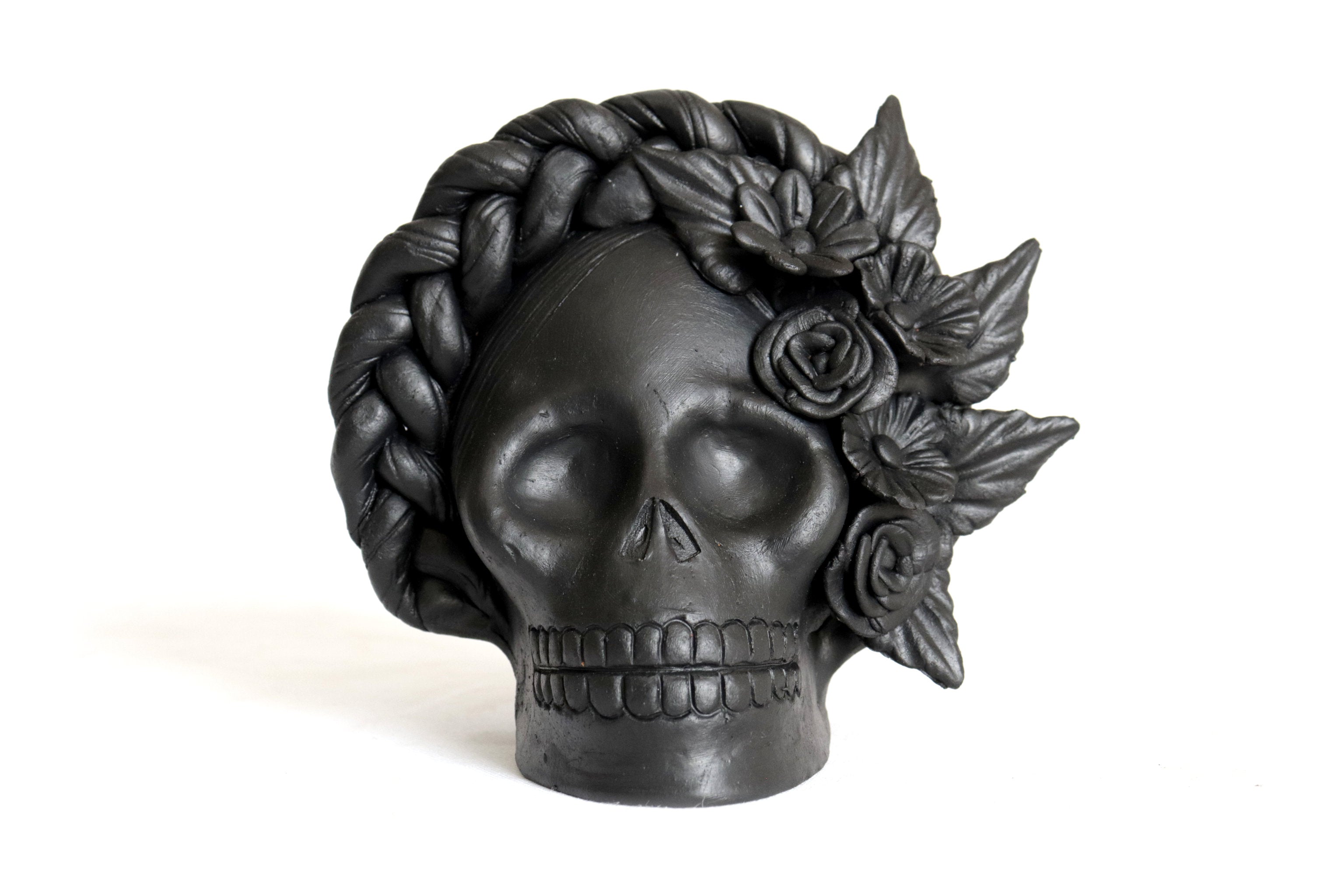 Set 3 Skulls Blacks with Trenza Clay 7 in. Brenda Capula