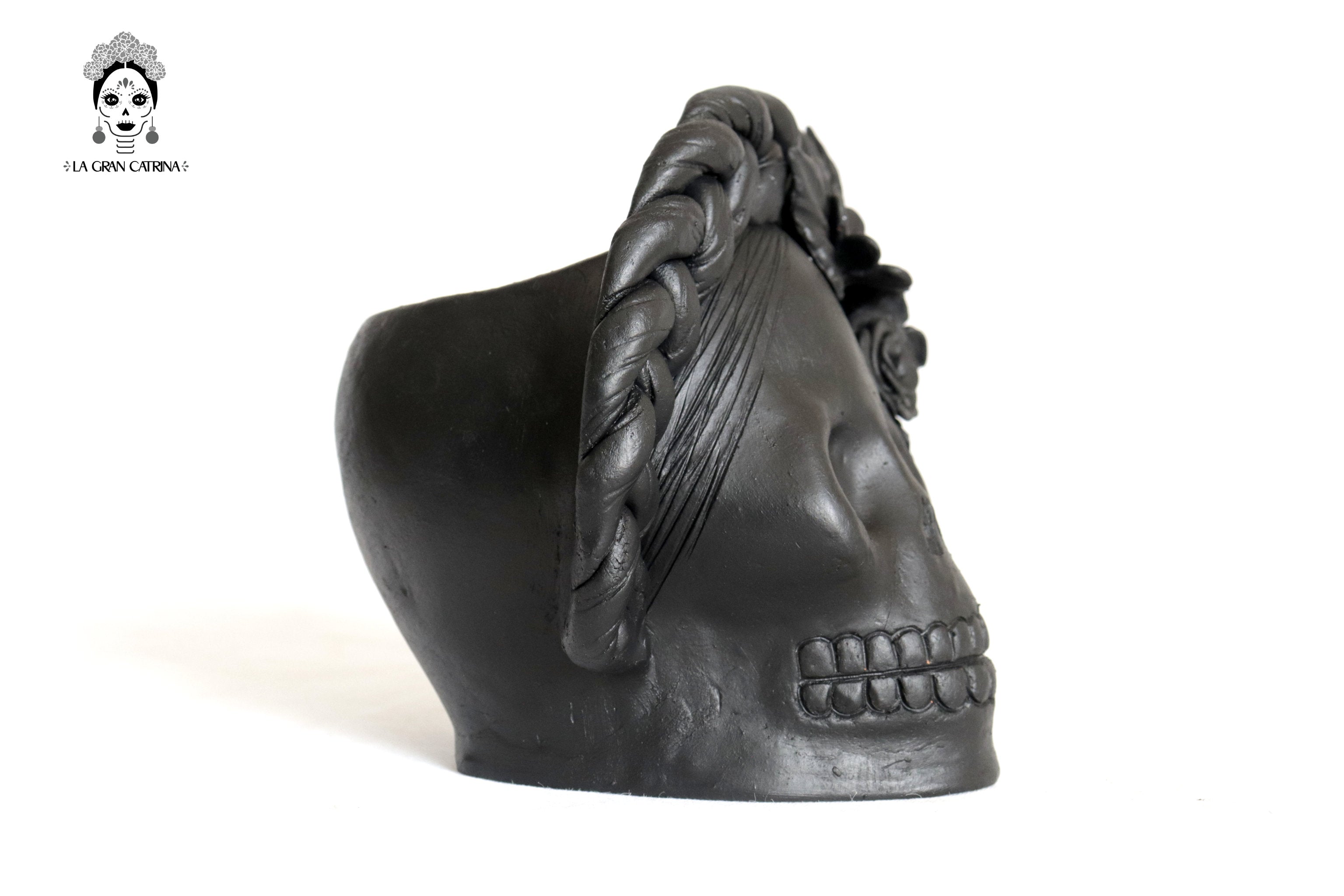 Set 3 Skulls Blacks with Trenza Clay 7 in. Brenda Capula