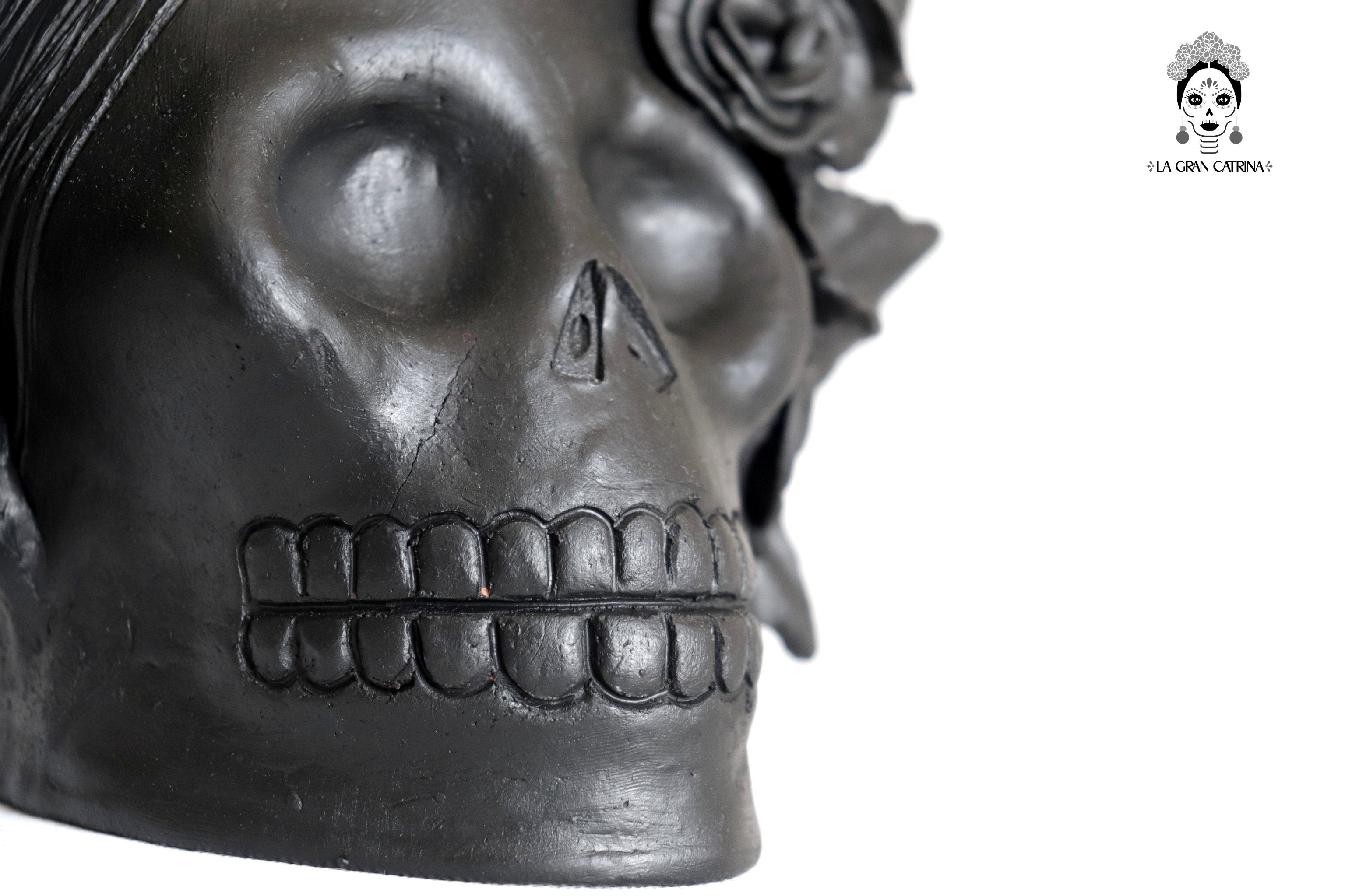 Set 3 Skulls Blacks with Trenza Clay 7 in. Brenda Capula