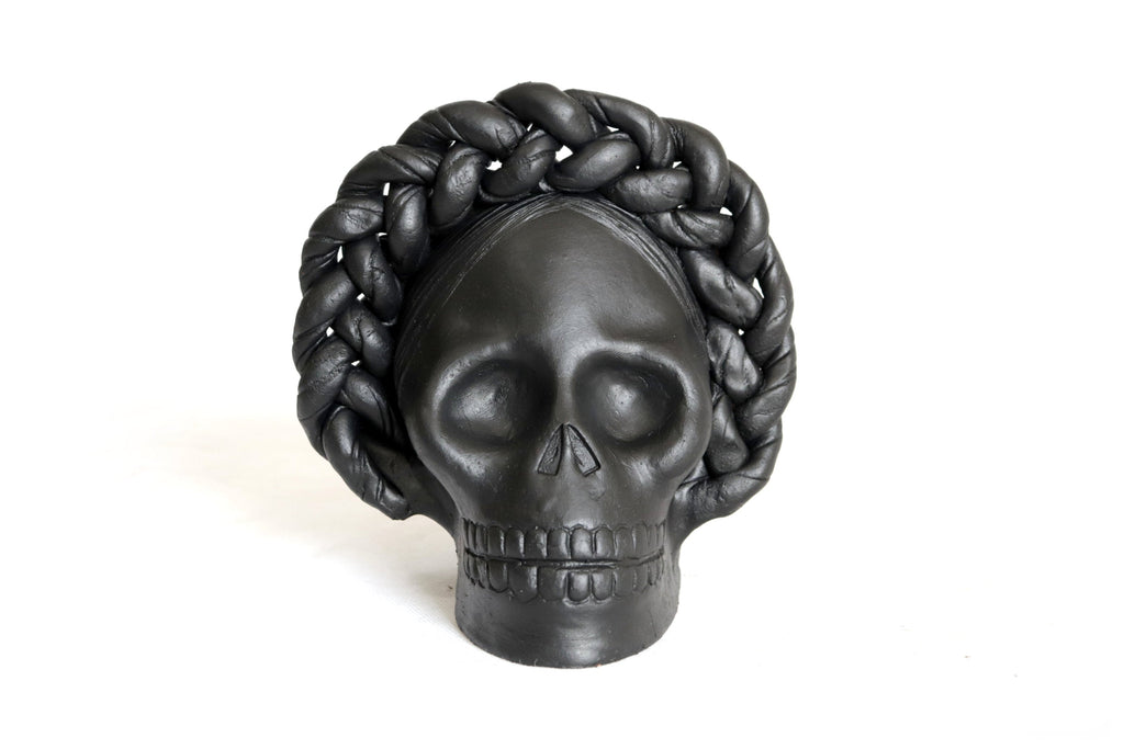 Set 3 Skulls Blacks with Trenza Clay 7 in. Brenda Capula