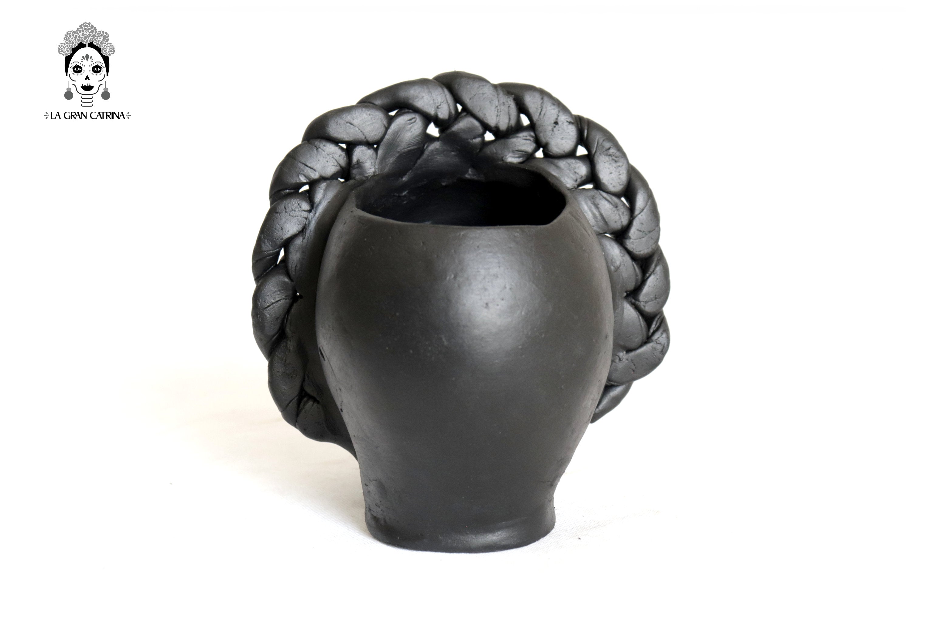Set 3 Skulls Blacks with Trenza Clay 7 in. Brenda Capula