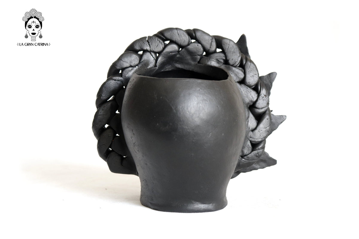 Set 3 Skulls Blacks with Trenza Clay 7 in. Brenda Capula