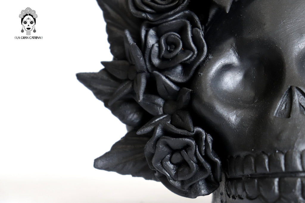 Set 3 Skulls Blacks with Trenza Clay 7 in. Brenda Capula