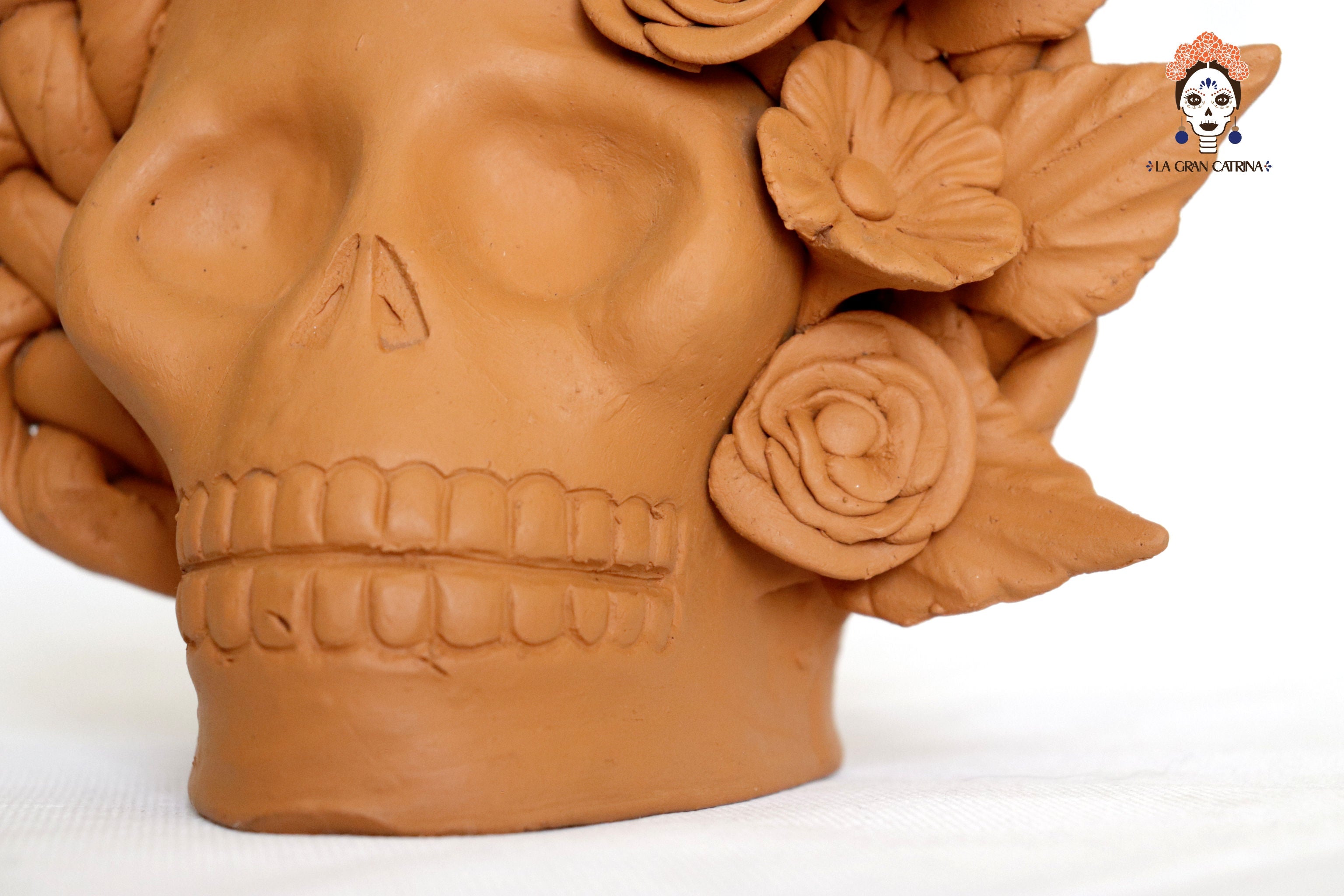 Trio of skulls - Planters medium orange Brenda Capula