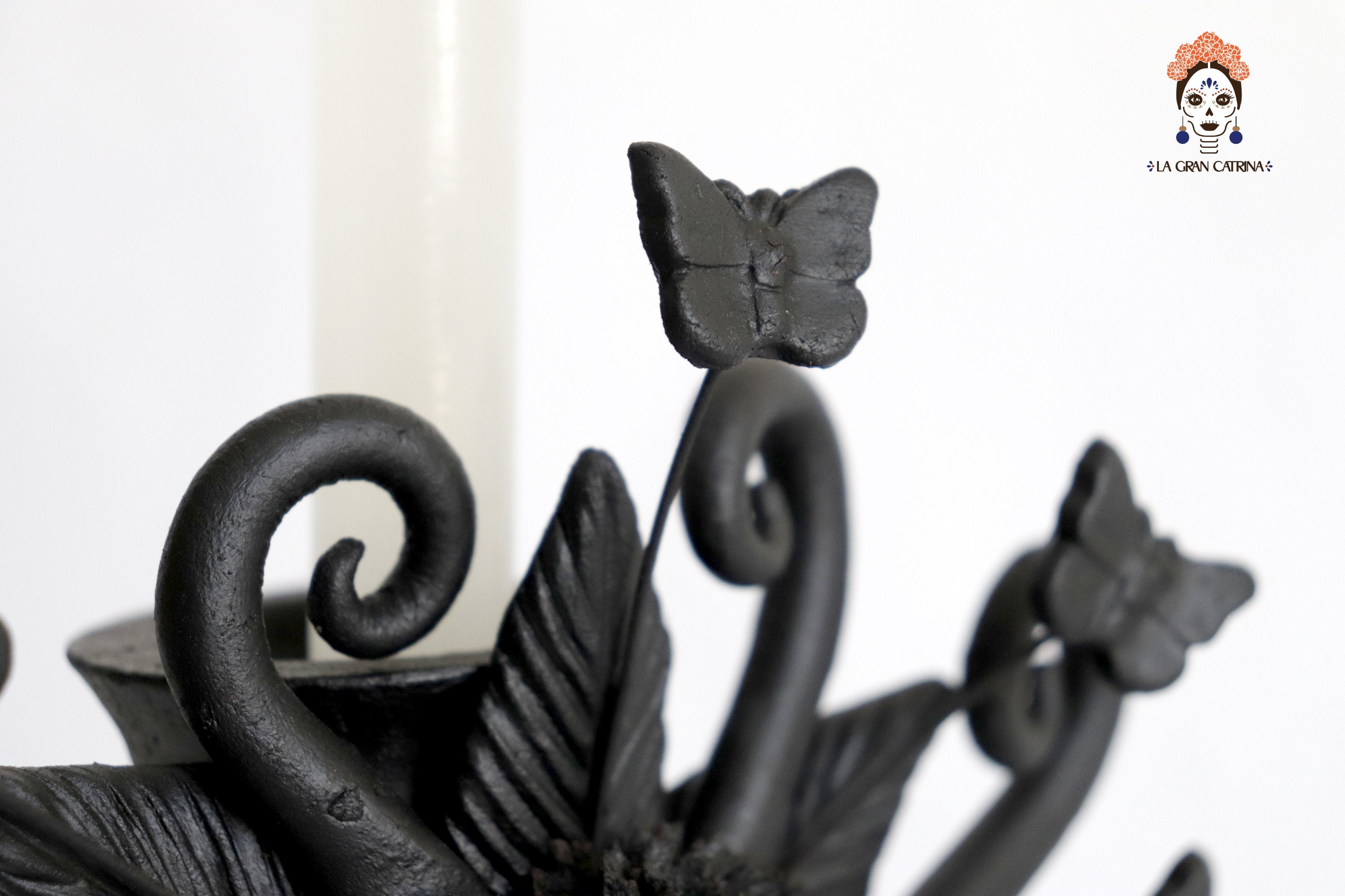 Candleholder of una candledora black clay - 11 in. Pery