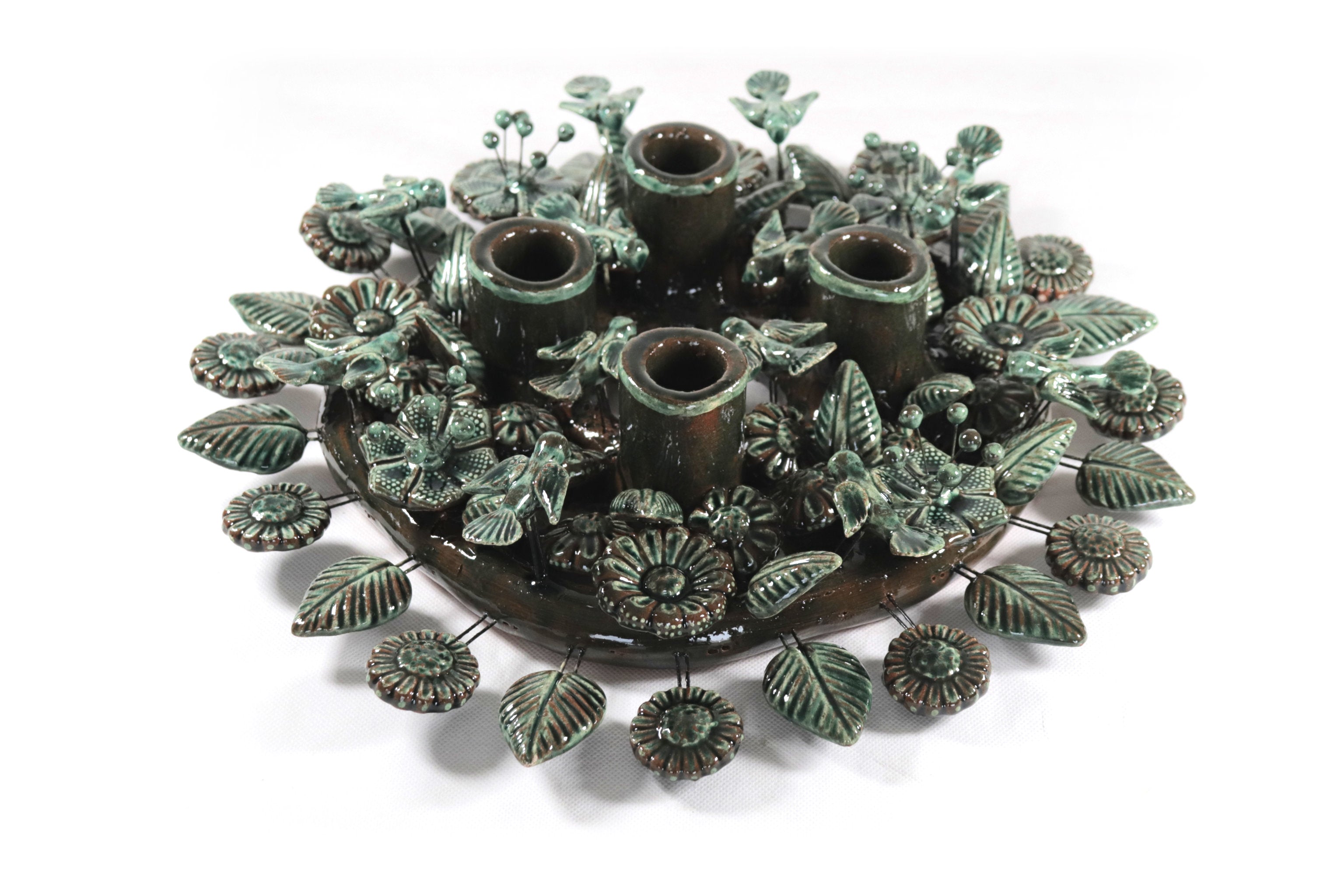 Crown of Adviento Green - 13.7 in. Montoya