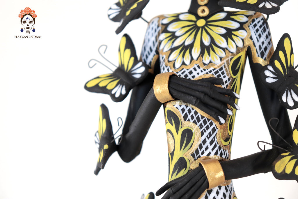 Catrinas hermanas of butterflies - White and yellow - 20 in. Adan