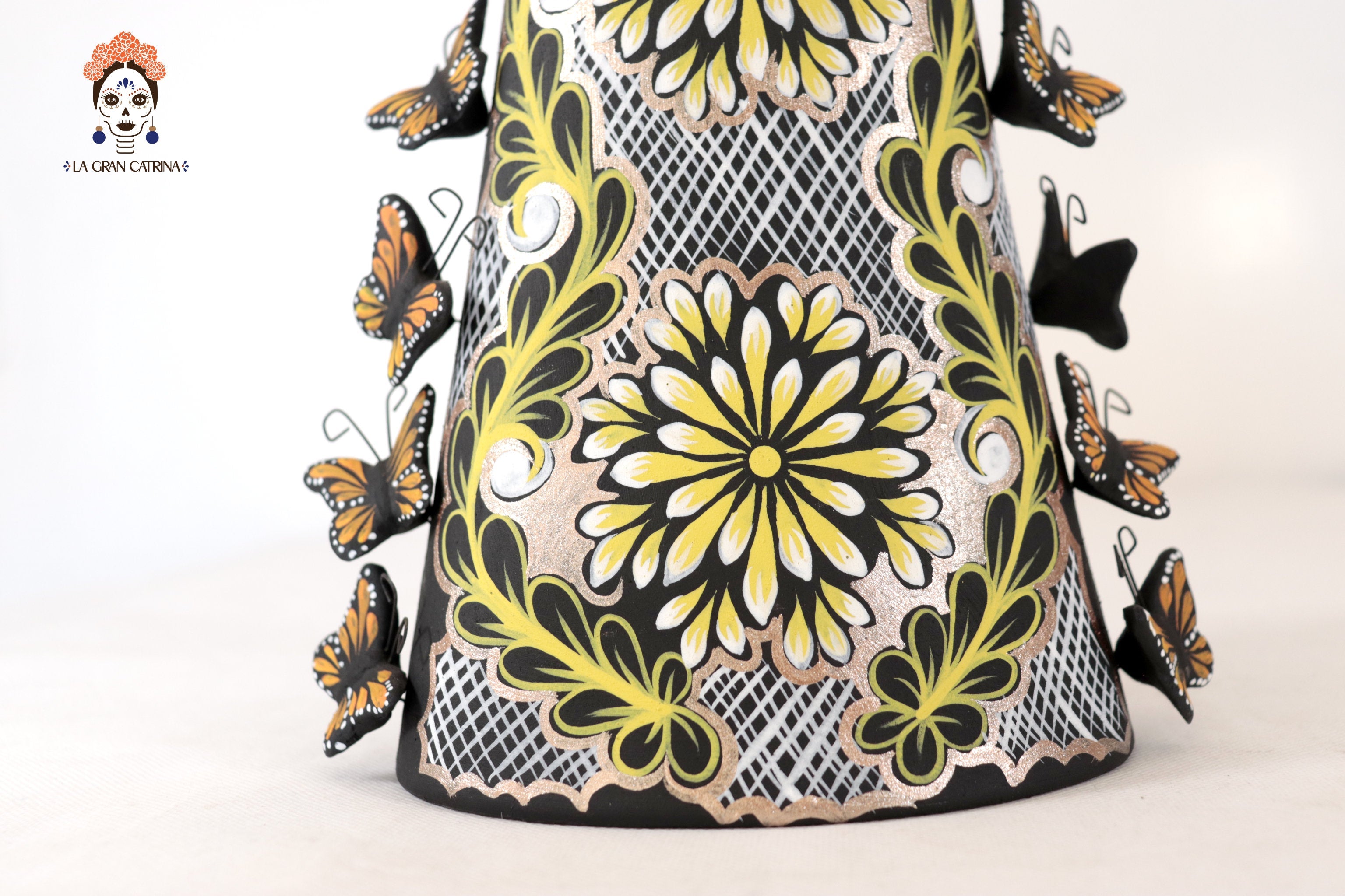 Catrina monarca Yellow and White - 20 in. Adan