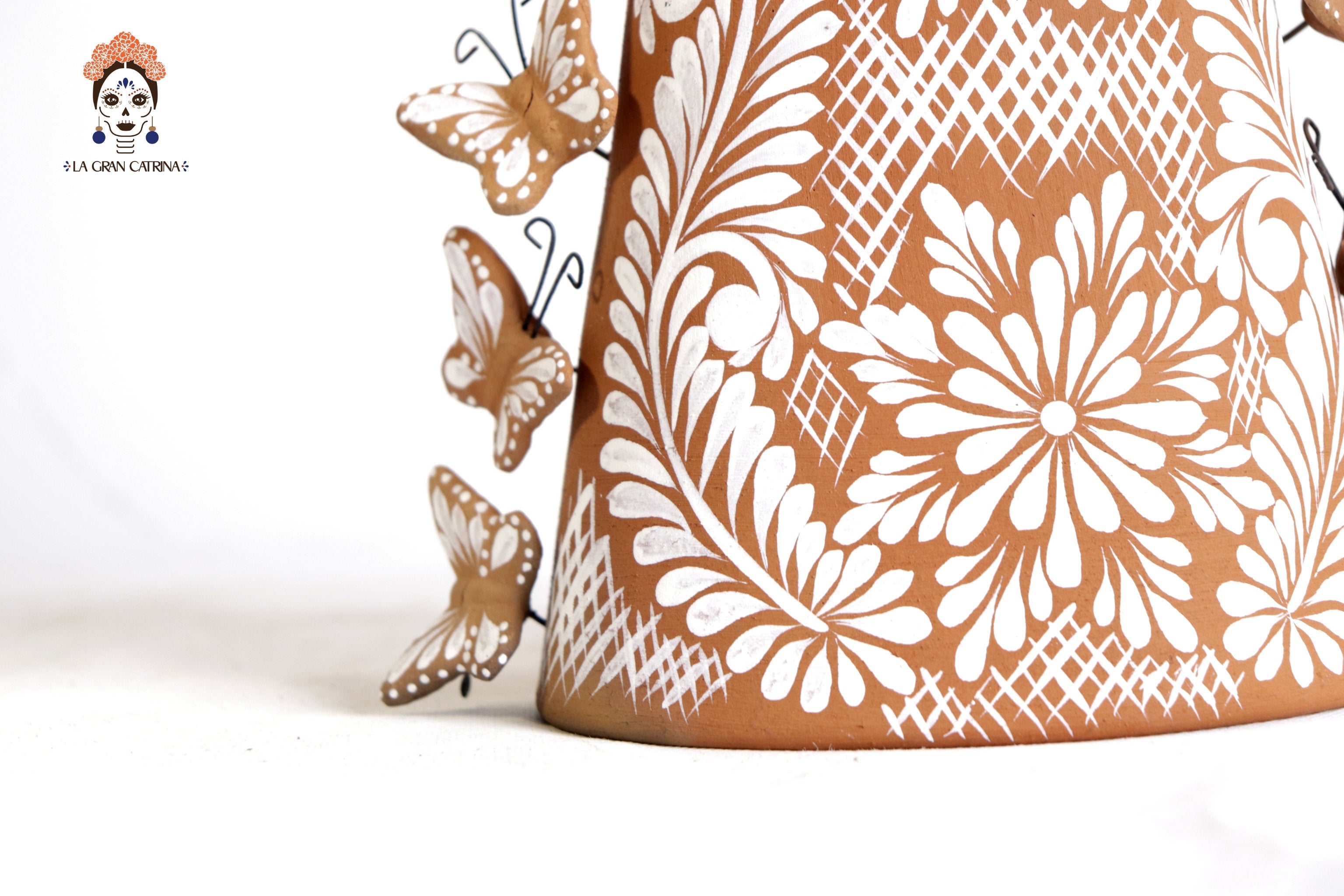 Catrina butterflies natural and white - 20 in. Jose Santiago Capula