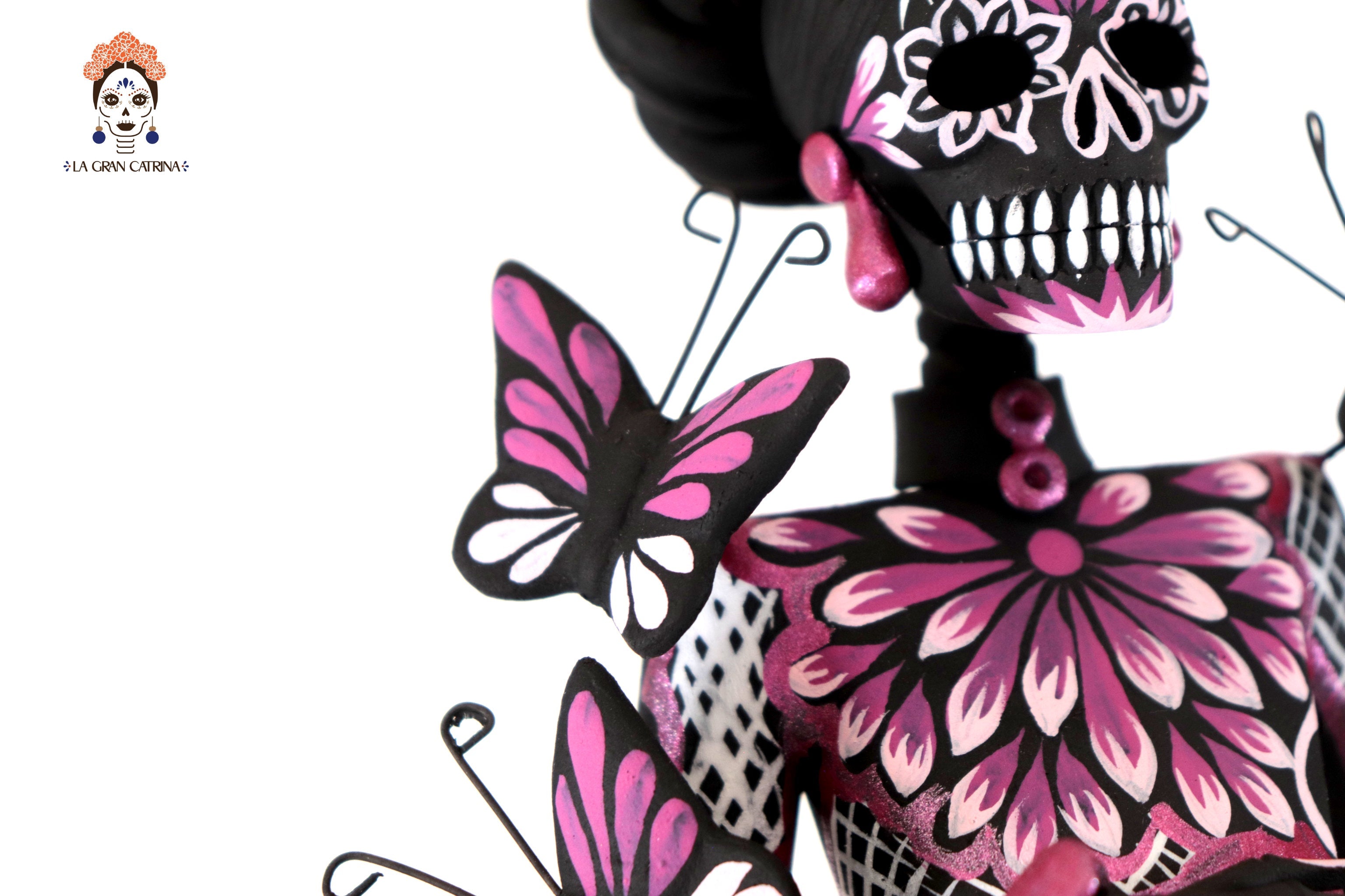 Catrinas hermanas of butterflies - Pink - 20 in. Adan