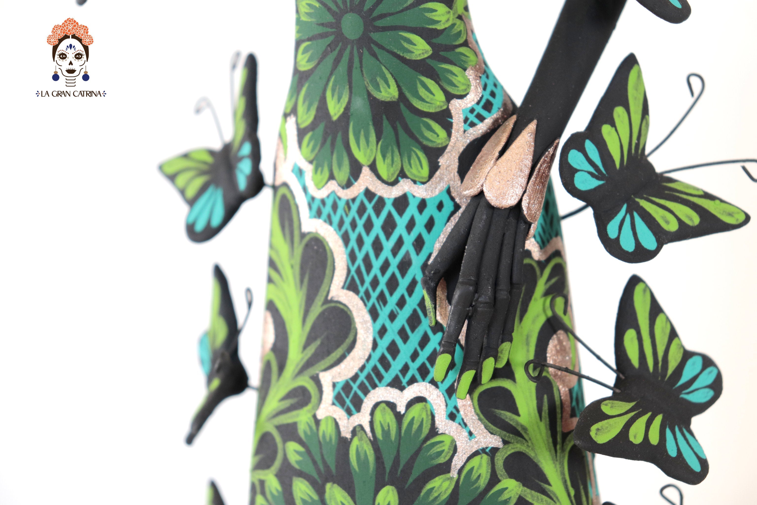 Catrinas hermanas of butterflies - Green - 20 in. Adan