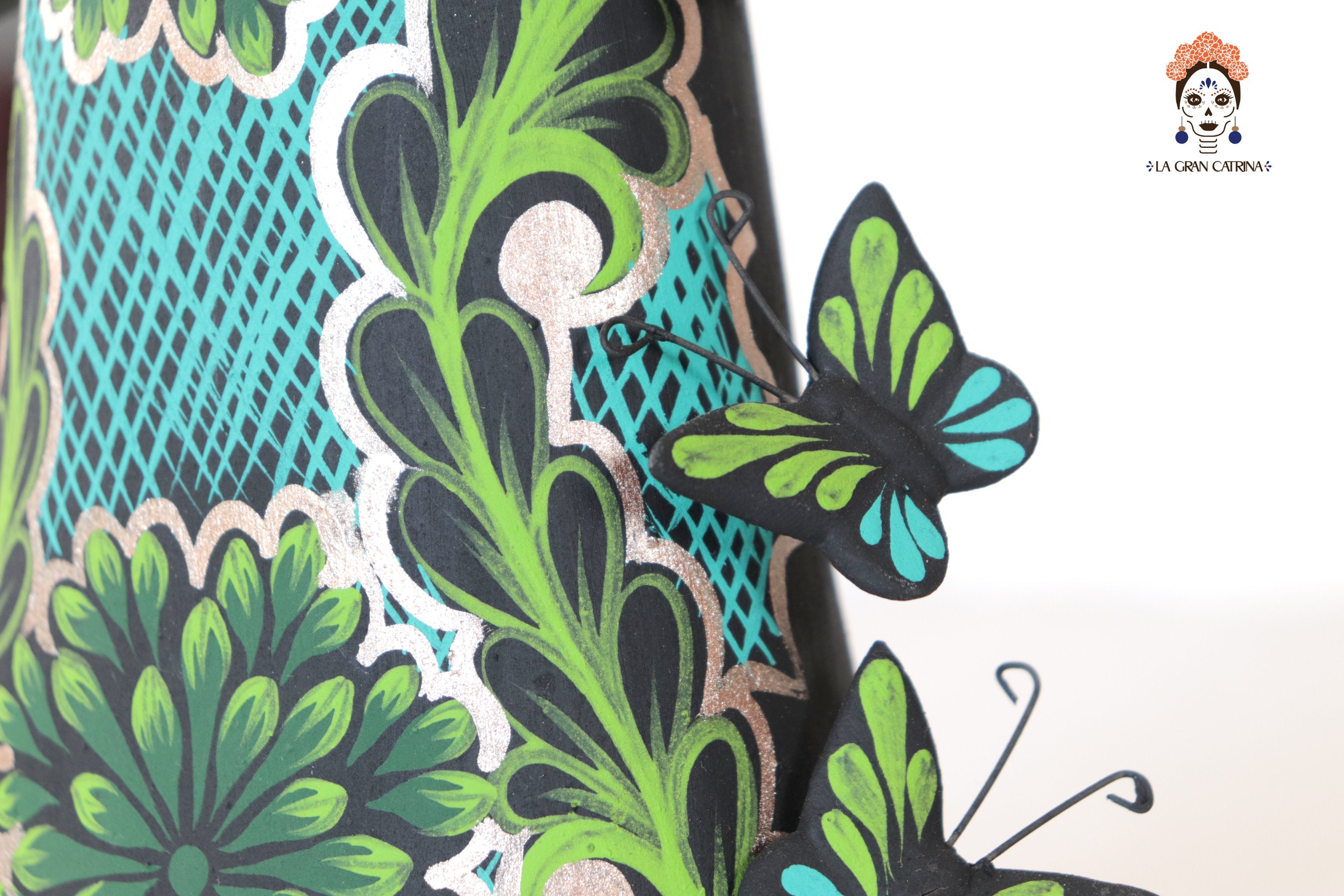 Catrinas hermanas of butterflies - Green - 20 in. Adan