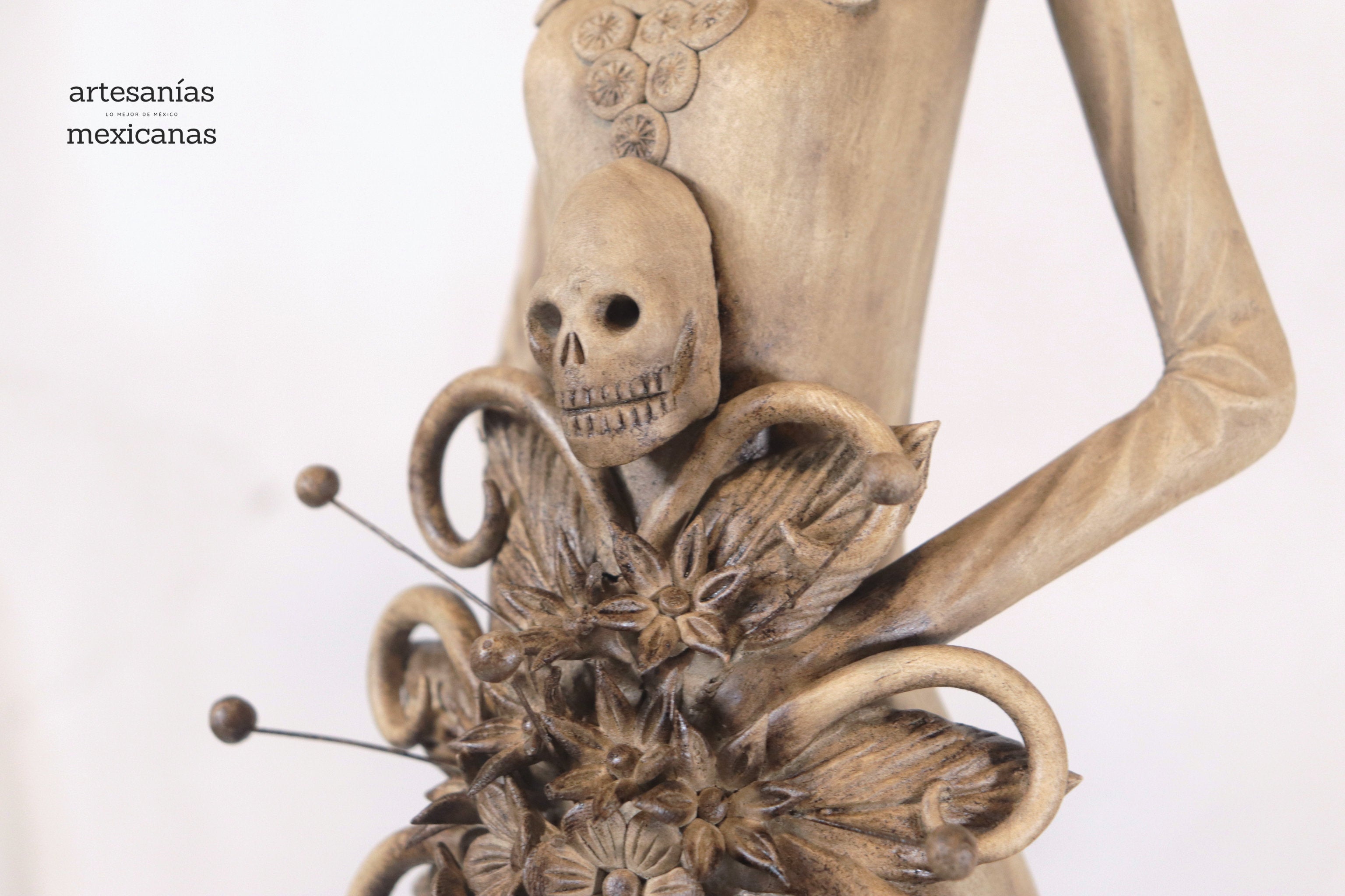 Catrina with calaveritas beige - 26 in. - in. Production Adan